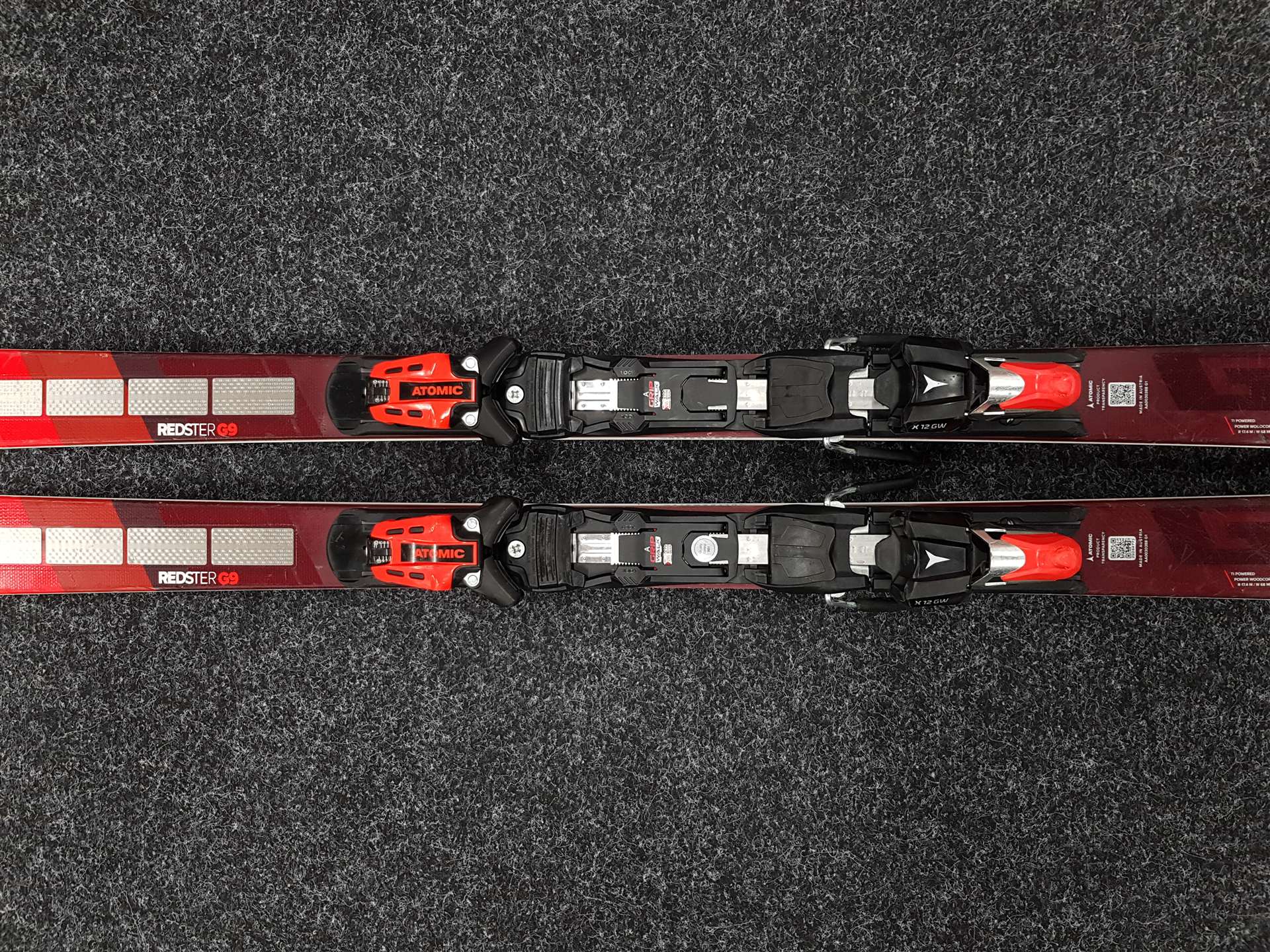 Używane narty ATOMIC Redster G9 + wiązania Atomic X12 GW