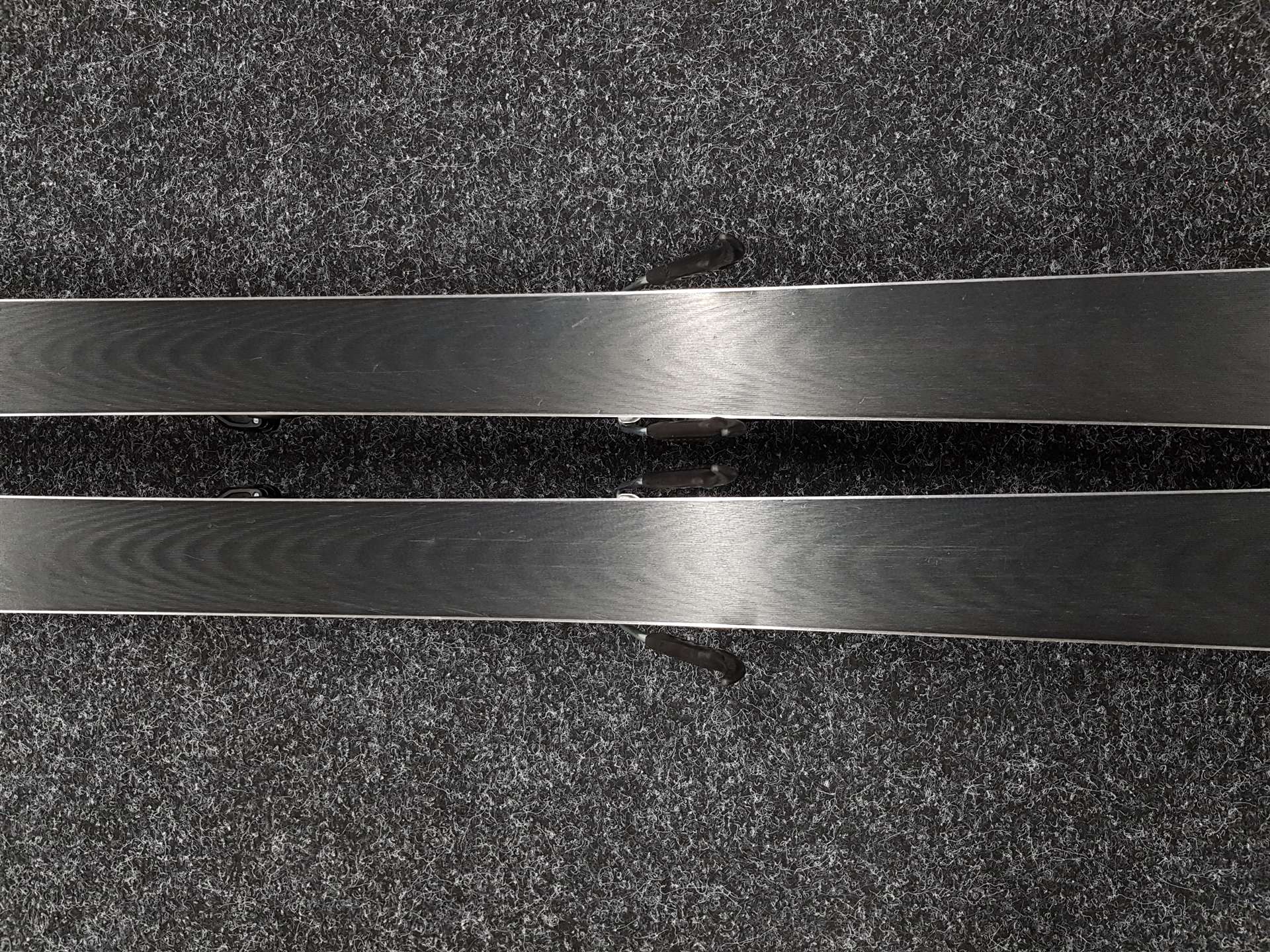 Używane narty ATOMIC Redster G9 + wiązania Atomic X12 GW