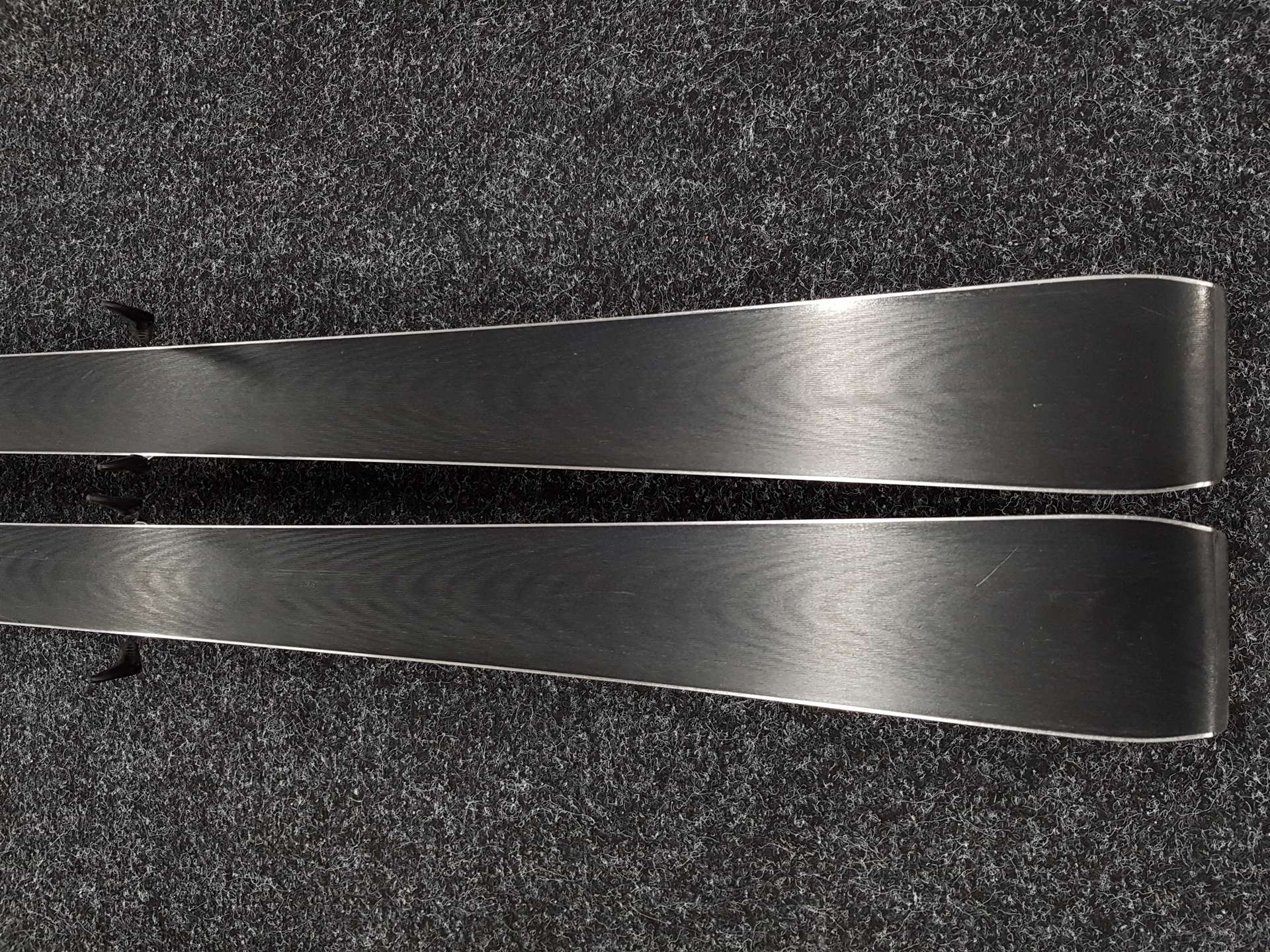 Używane narty ATOMIC Redster G9 + wiązania Atomic X12 GW