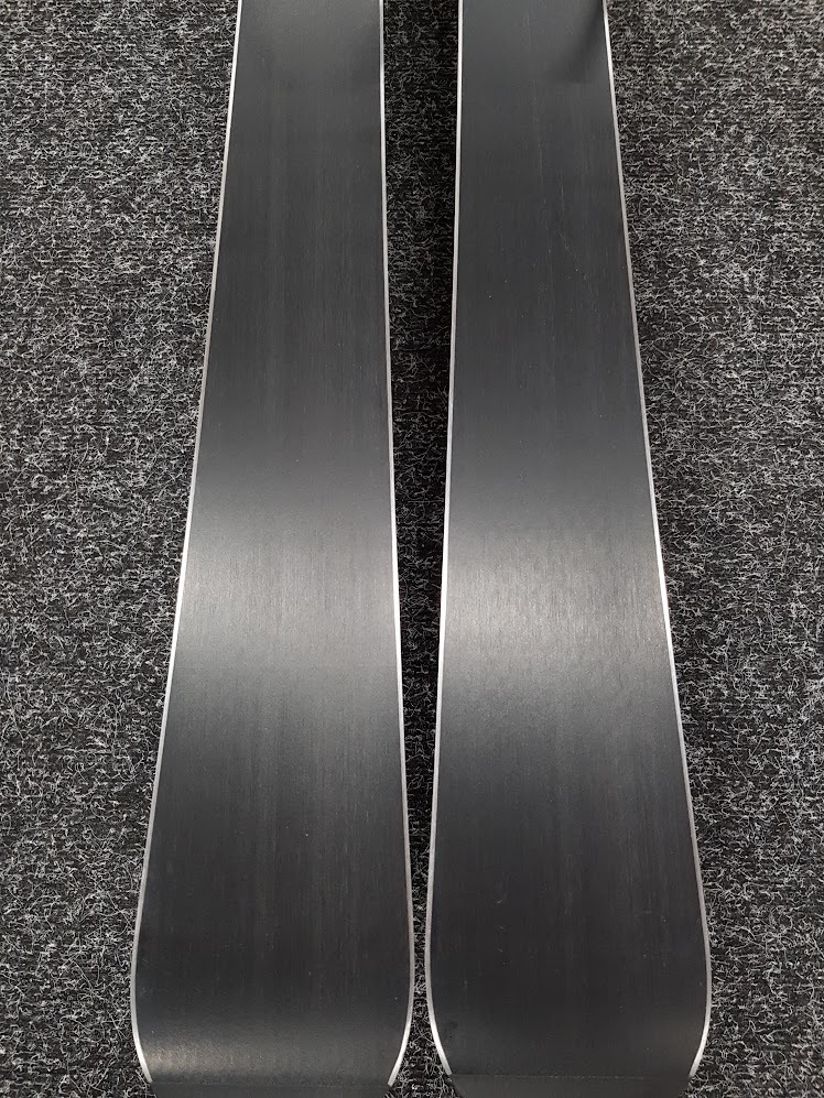 Używane narty Rossignol Nova 7 LTD