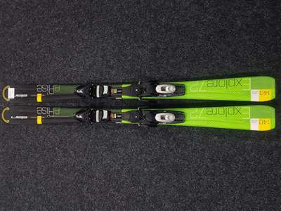 Esquís ELAN Explore 72 usados + fijaciones Elan ESP 10