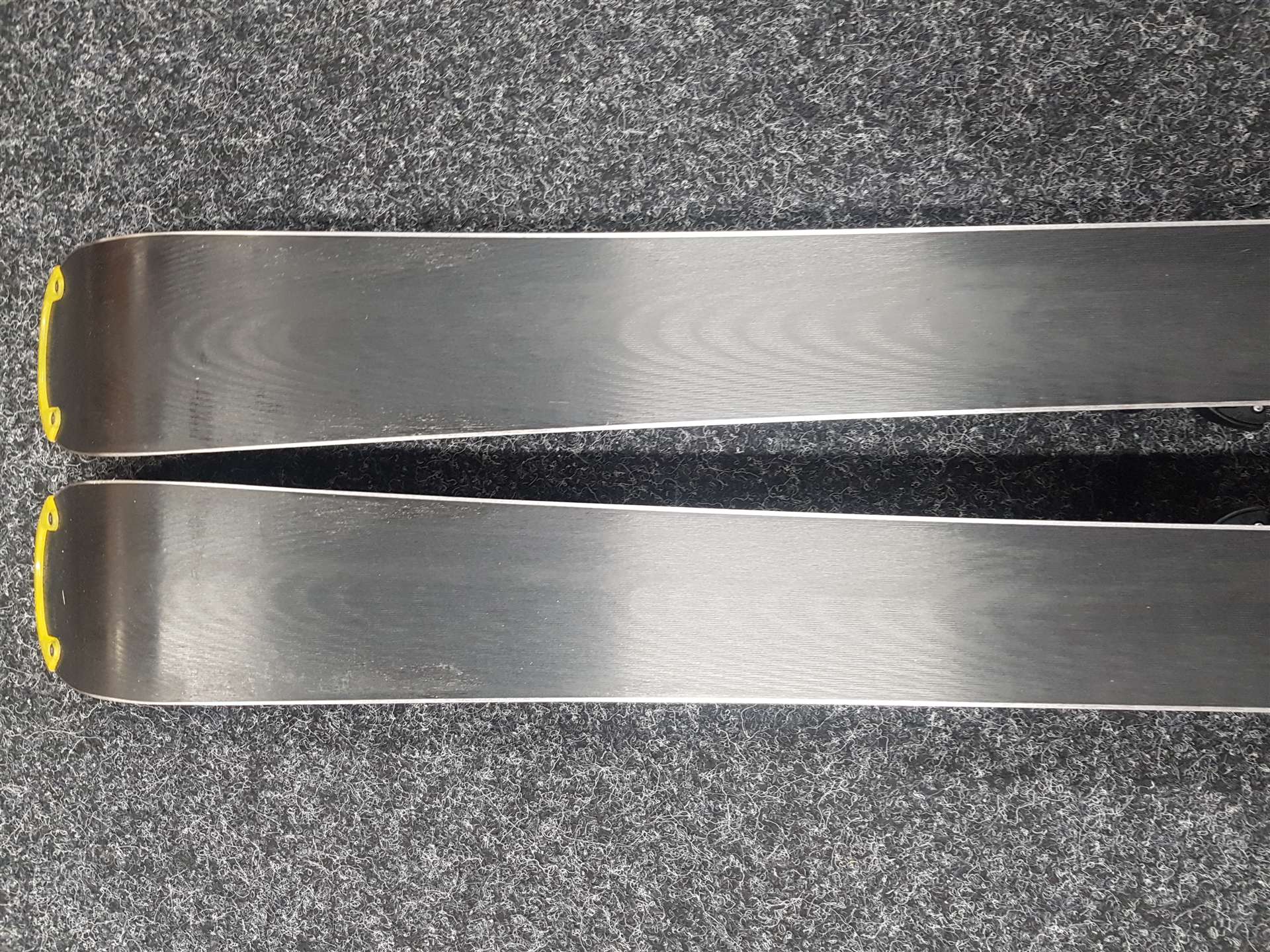 Sci usati ELAN Explore 72 + attacchi Elan ESP 10