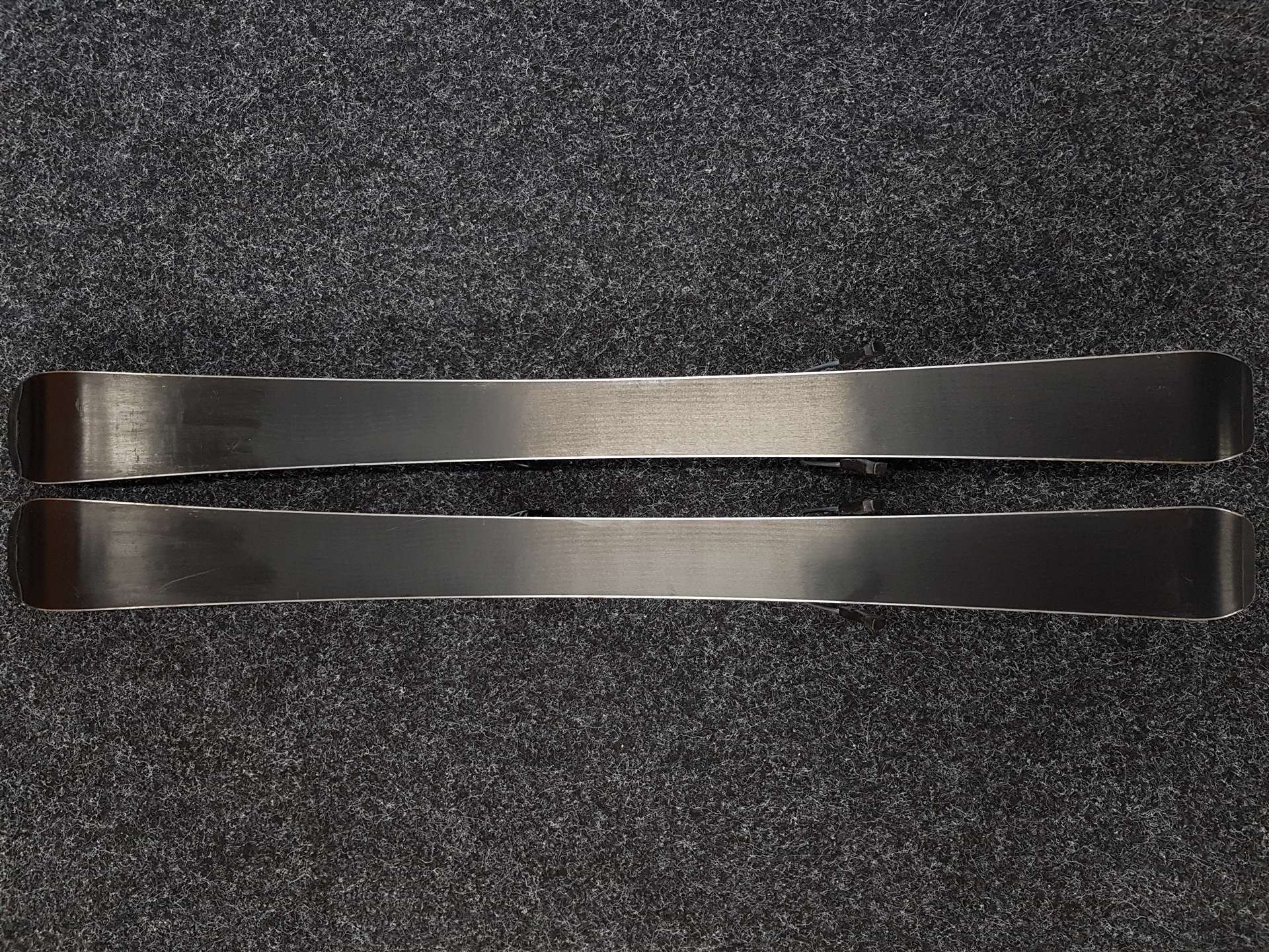 Skis enfant d'occasion SALOMON S/RACE + fixations Salomon 4.5