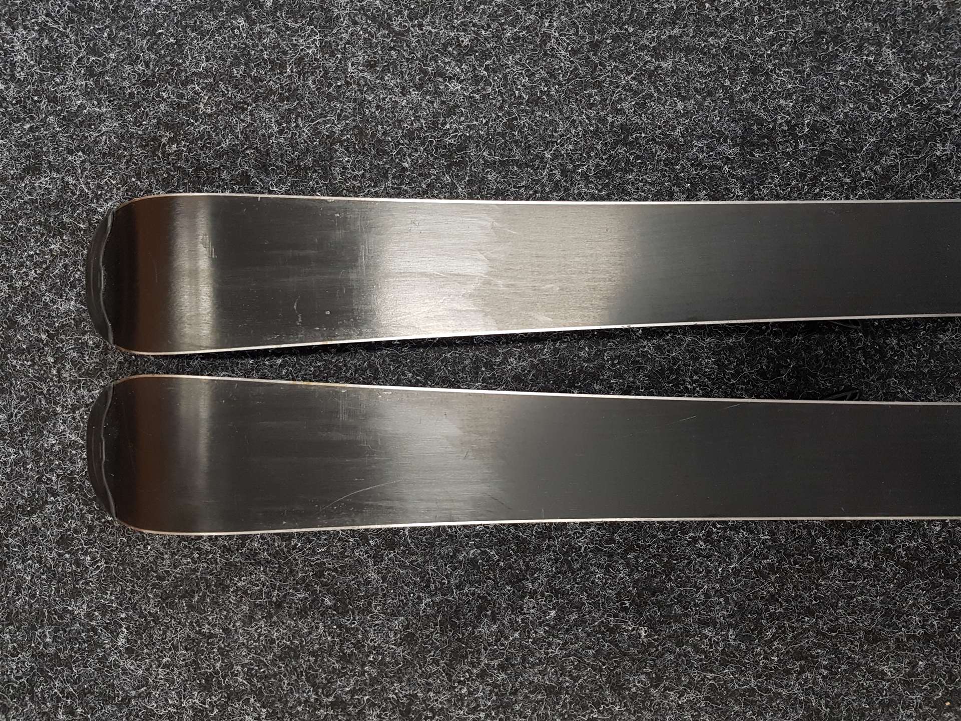 Skis enfant d'occasion SALOMON S/RACE + fixations Salomon 4.5