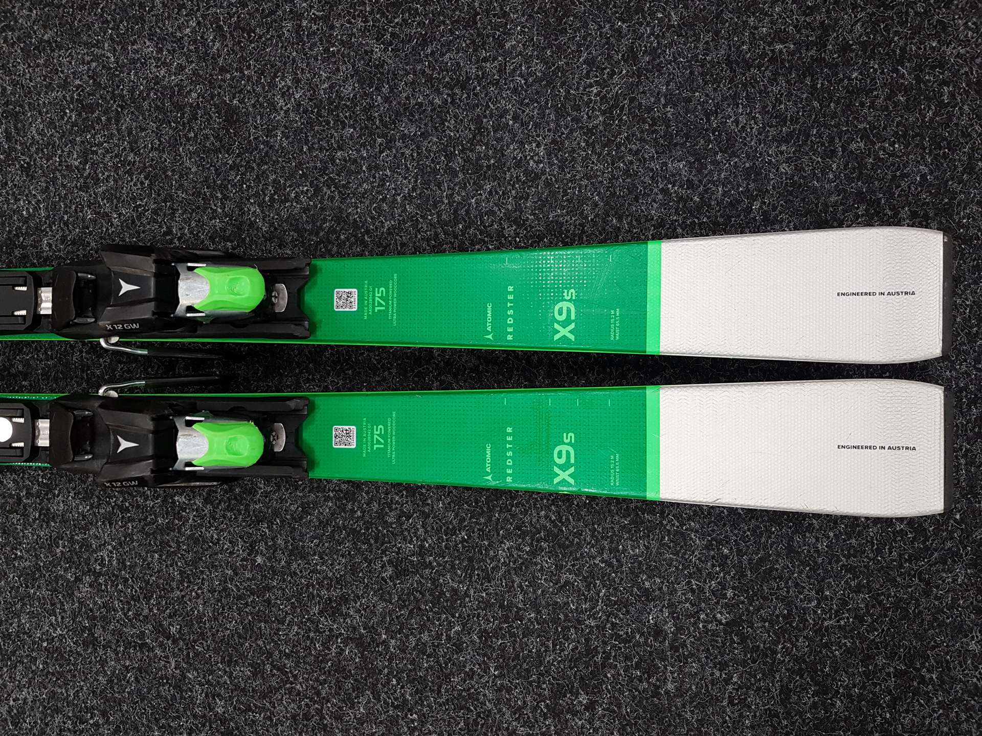 Gebrauchte ATOMIC Redster X9 S Ski + Atomic X12 GW Bindungen