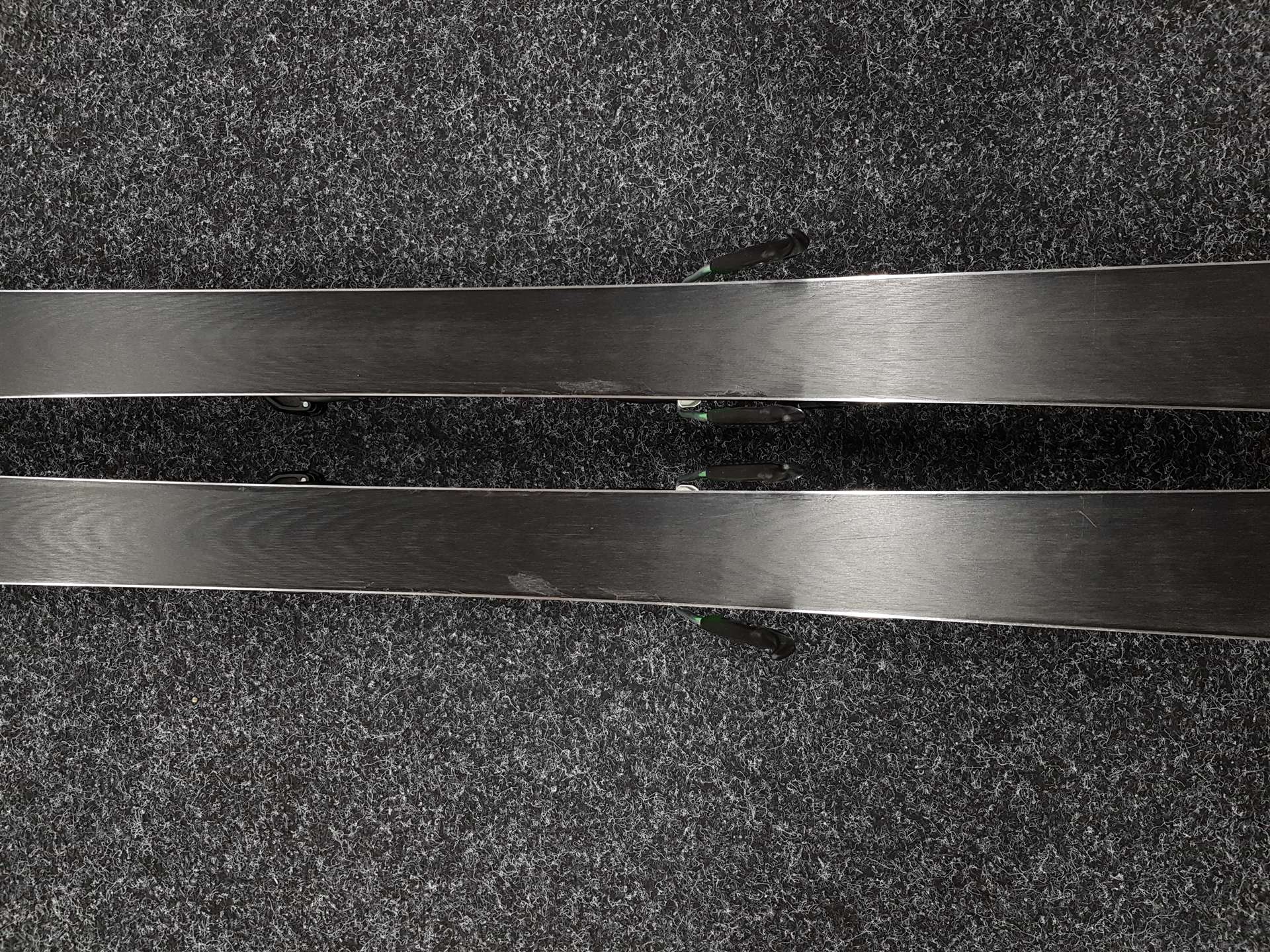 Gebrauchte ATOMIC Redster X9 S Ski + Atomic X12 GW Bindungen