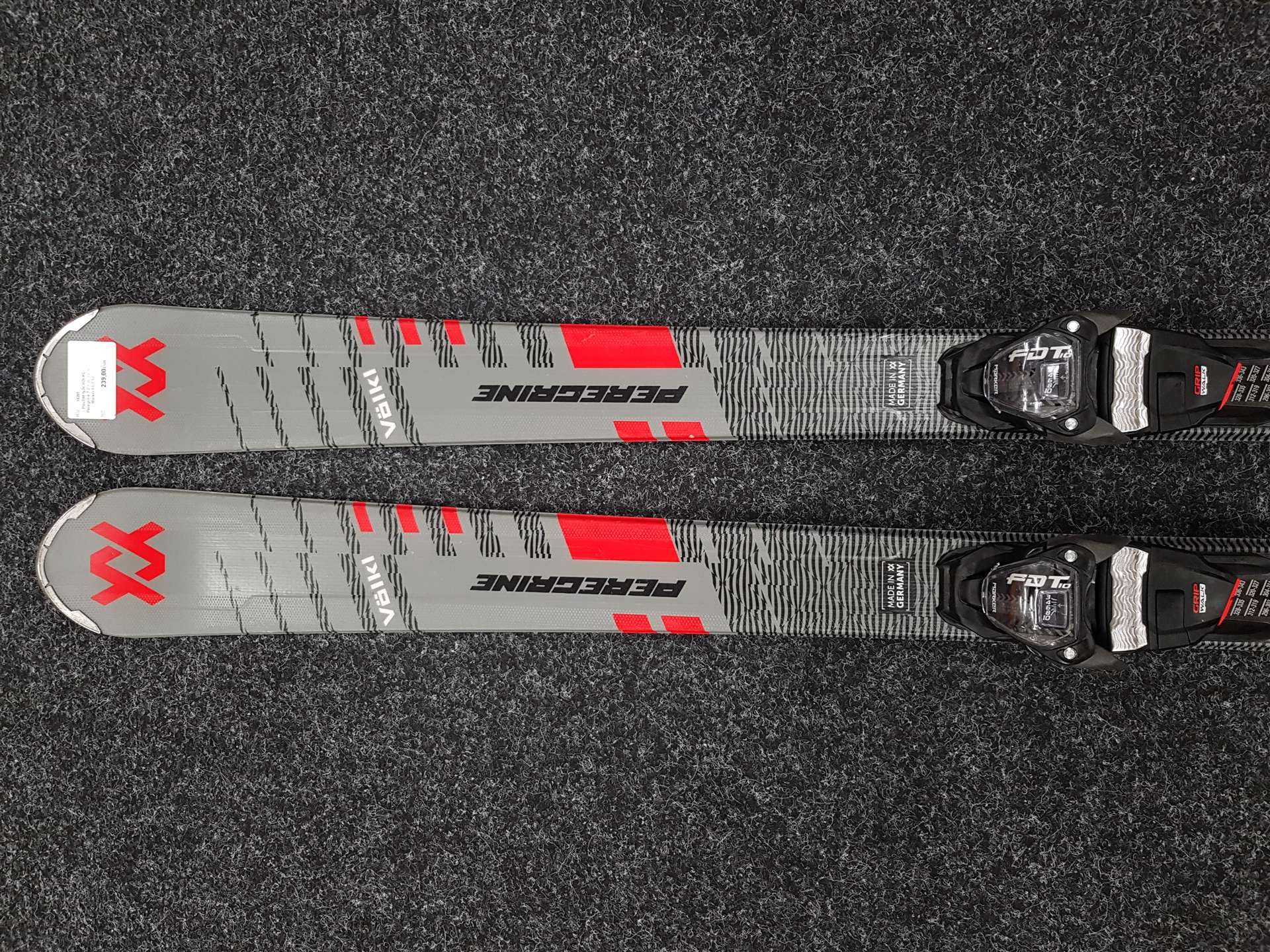 Rabljene smuči VOLKL Peregrine 7.2 + vezi Marker FDT 10