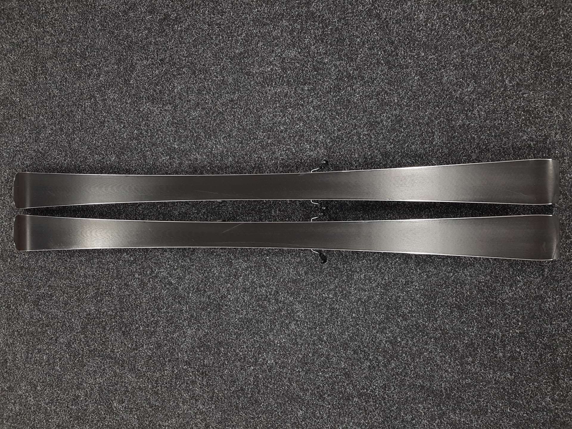 Rabljene smuči VOLKL Peregrine 7.2 + vezi Marker FDT 10