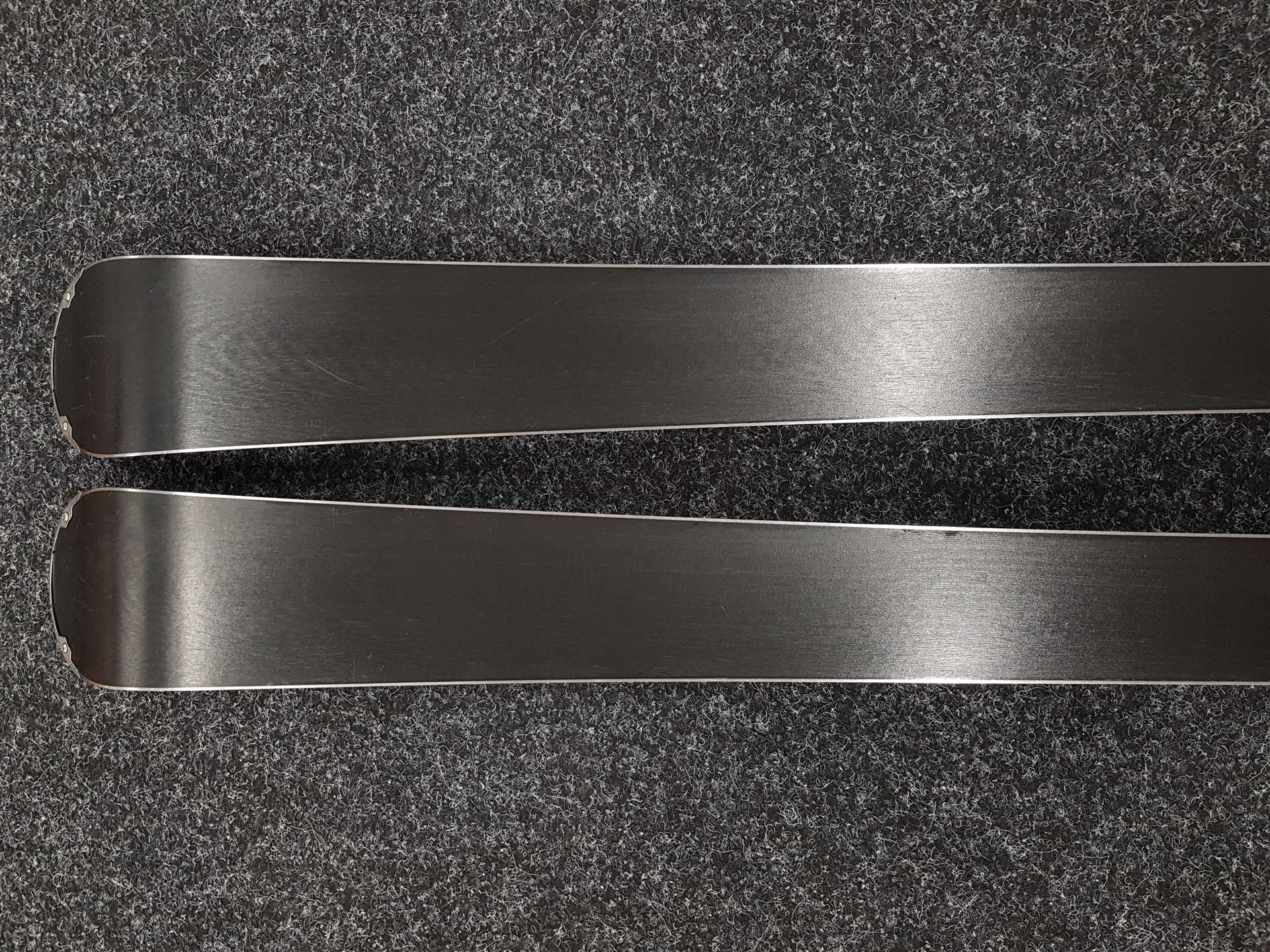 Rabljene smuči VOLKL Peregrine 7.2 + vezi Marker FDT 10