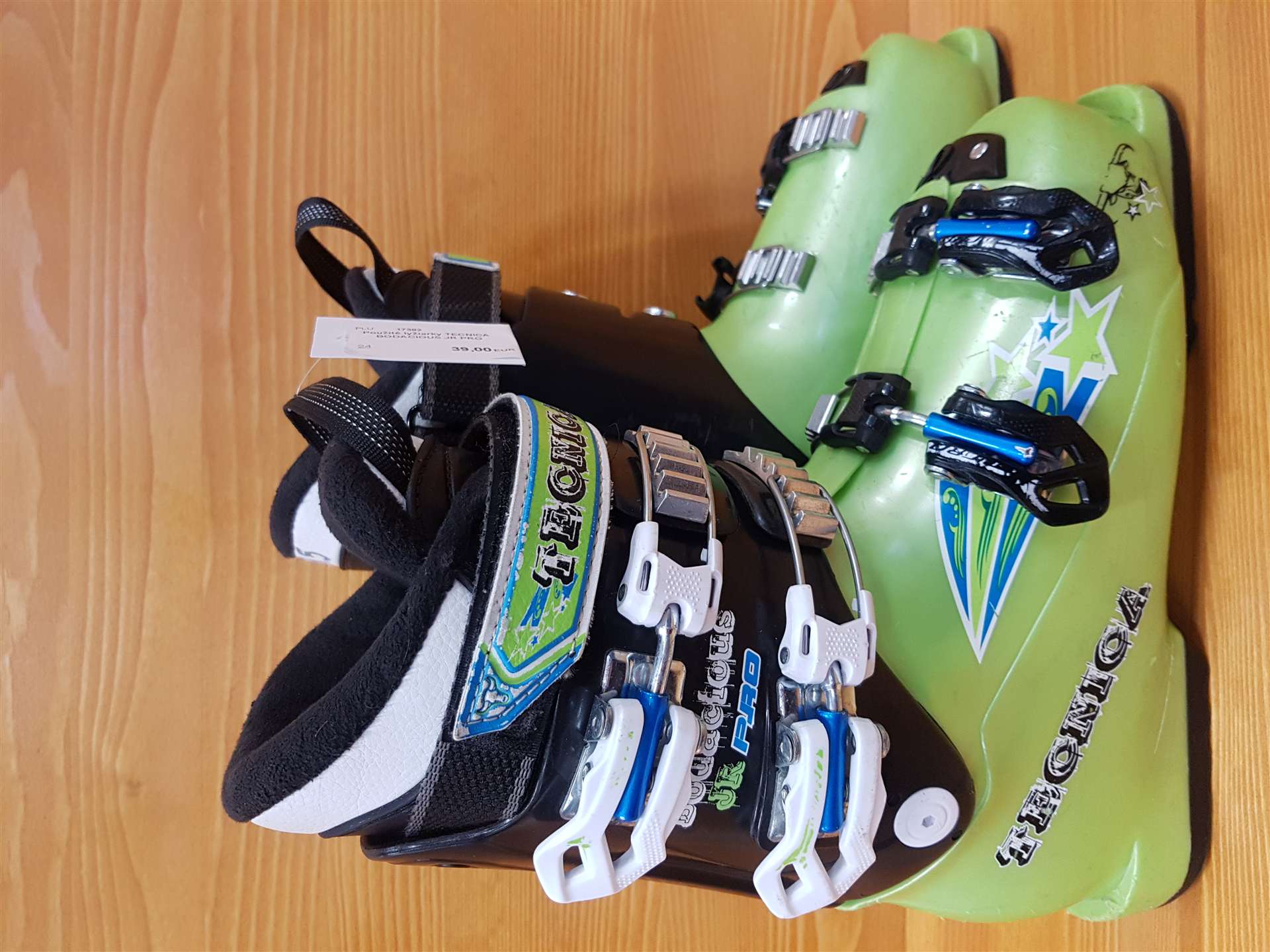 Gebrauchte Skischuhe TECNICA BODACIOUS JR PRO