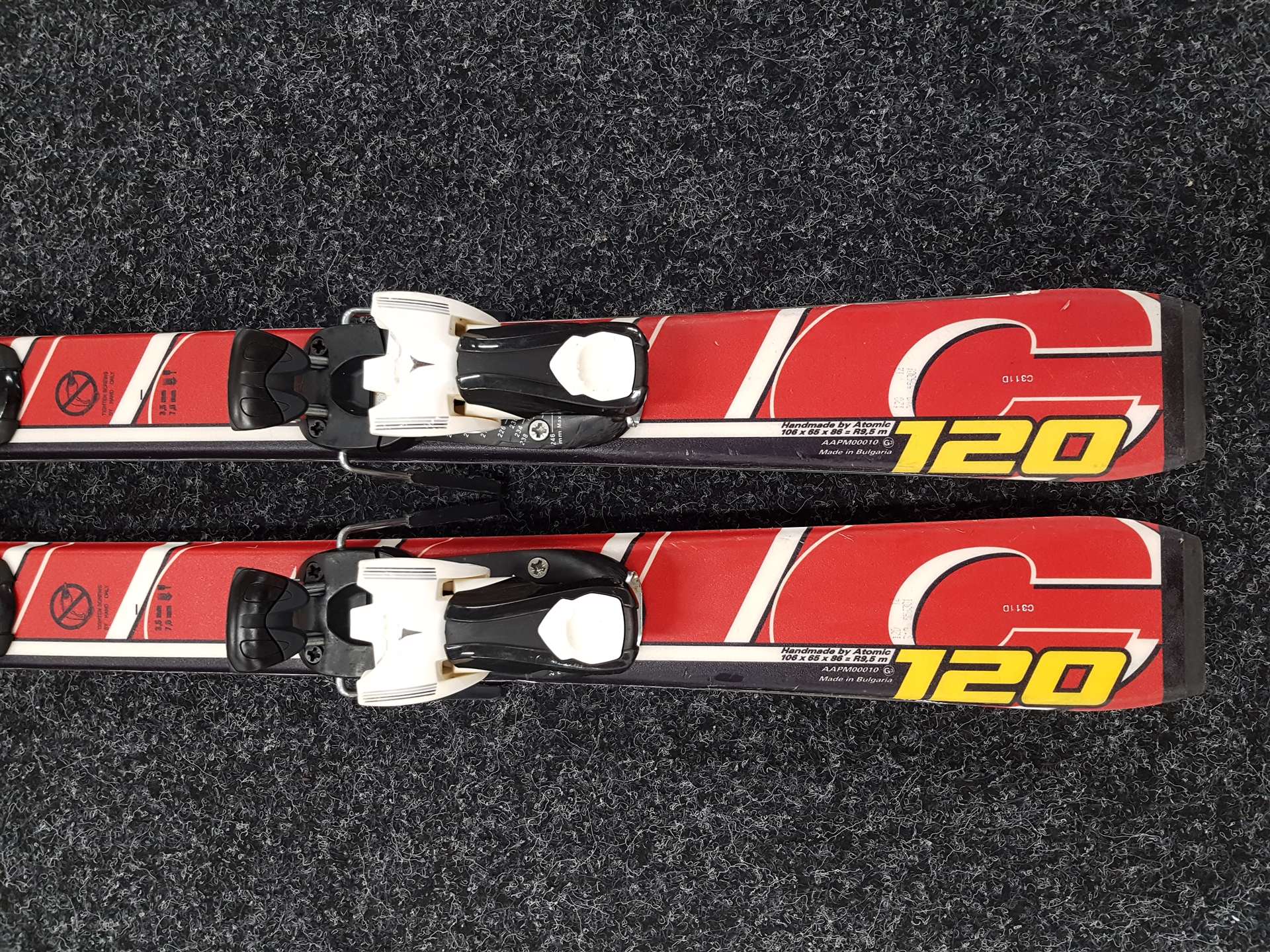 Použité detské lyže ATOMIC Race + viazanie Atomic Evox 045