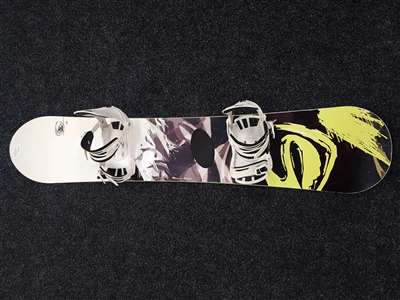 Używana deska snowboardowa STUF Bright + wiązania Stuf rozmiar M/L