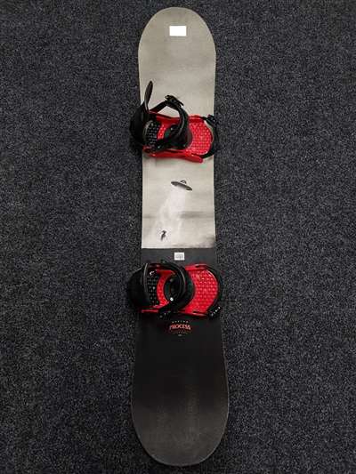 Tabla de snowboard Burton Process usada + fijaciones Burton talla M