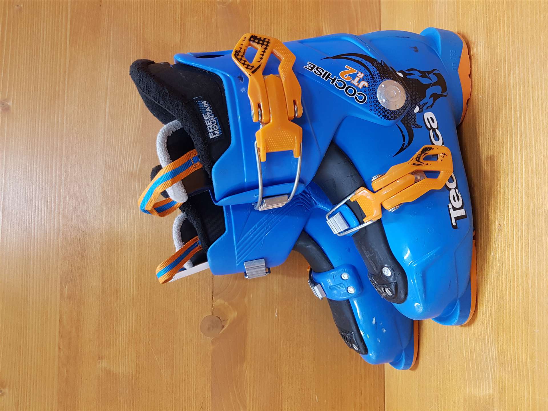 Použité lyžařky TECNICA Cochise JT2 R