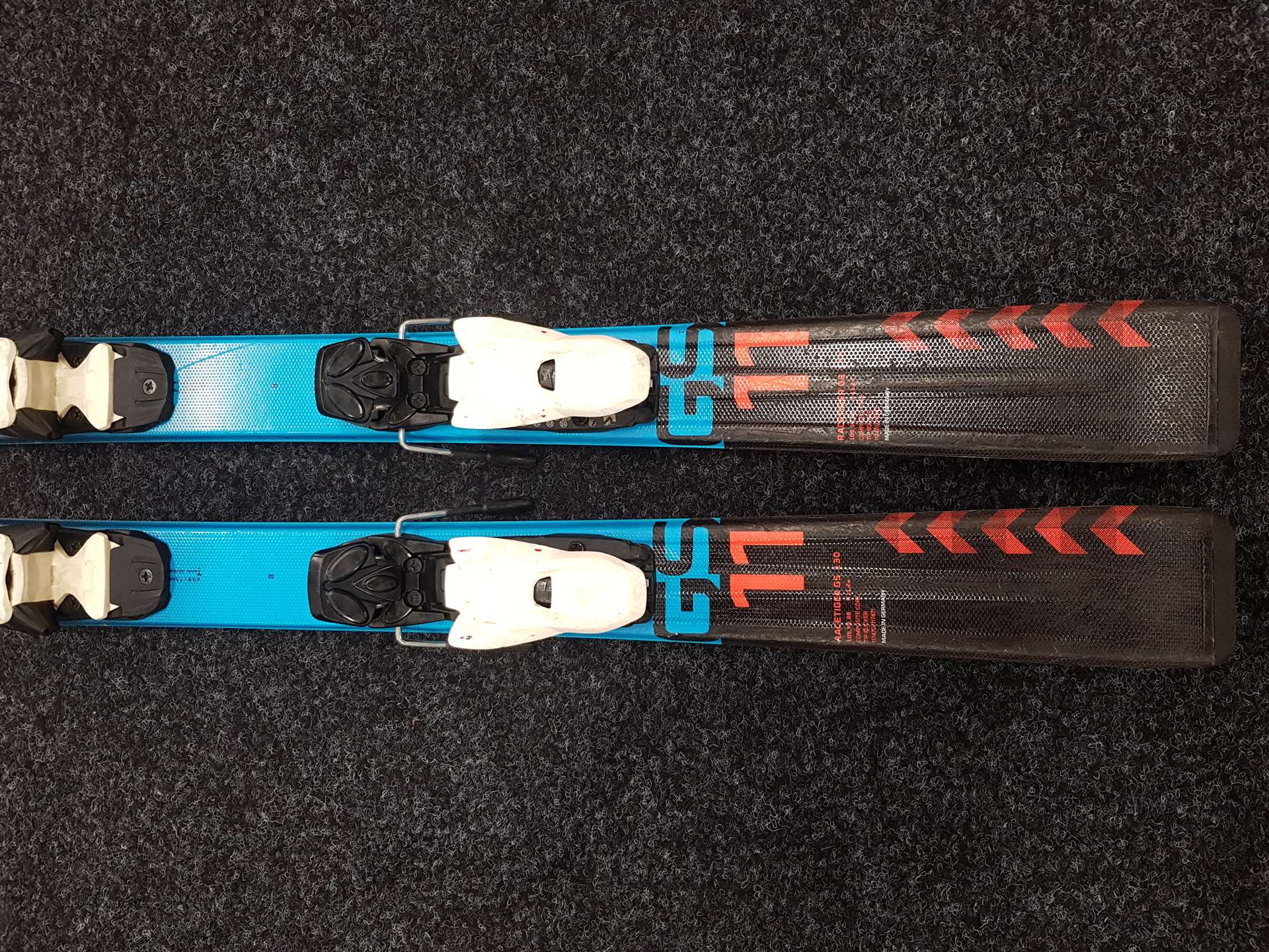 Použité lyže VOLKL Racetiger + vázání Marker 4,5