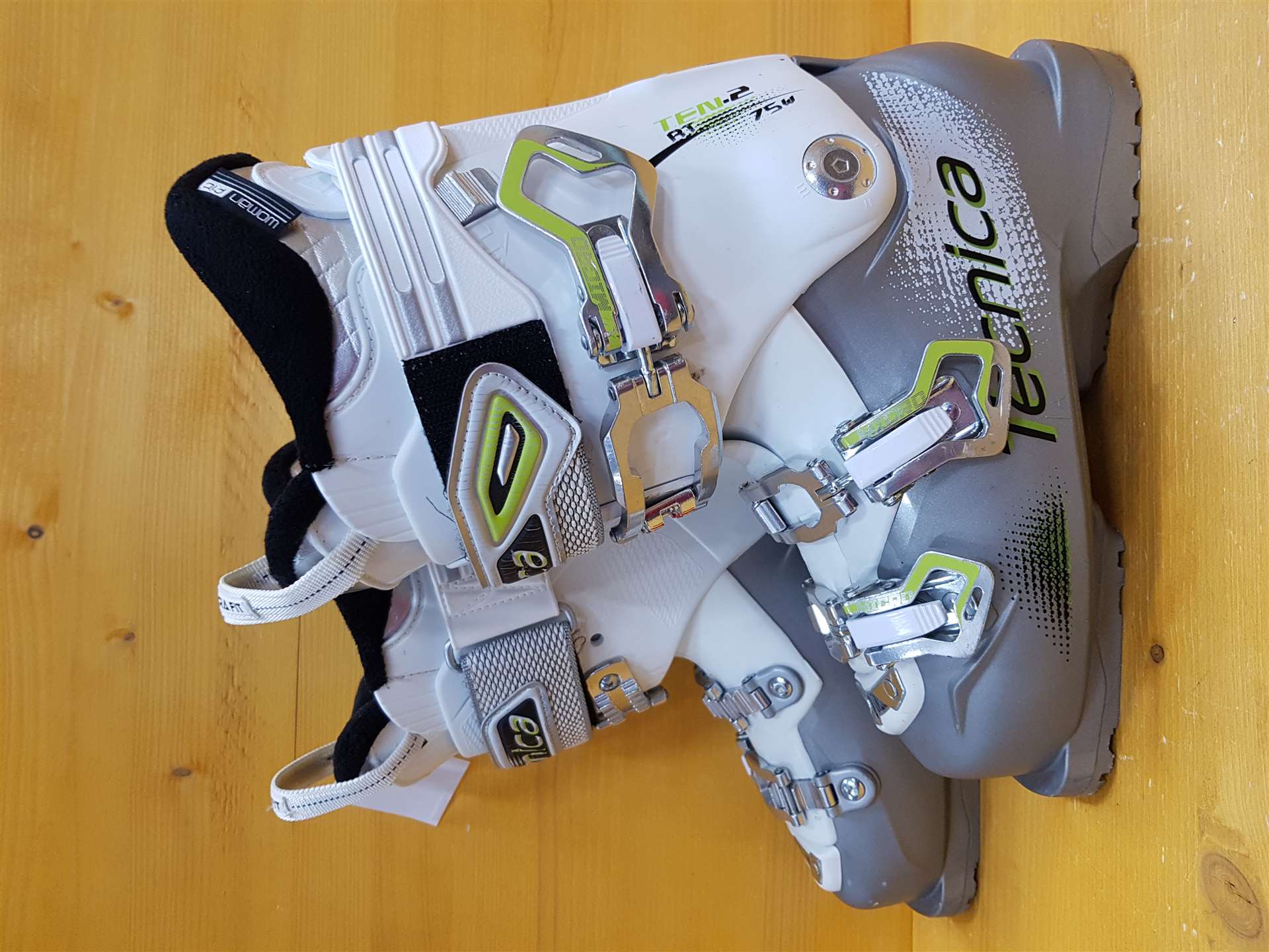 Gebrauchte Tecnica Ten.2 RT 75 W Skischuhe