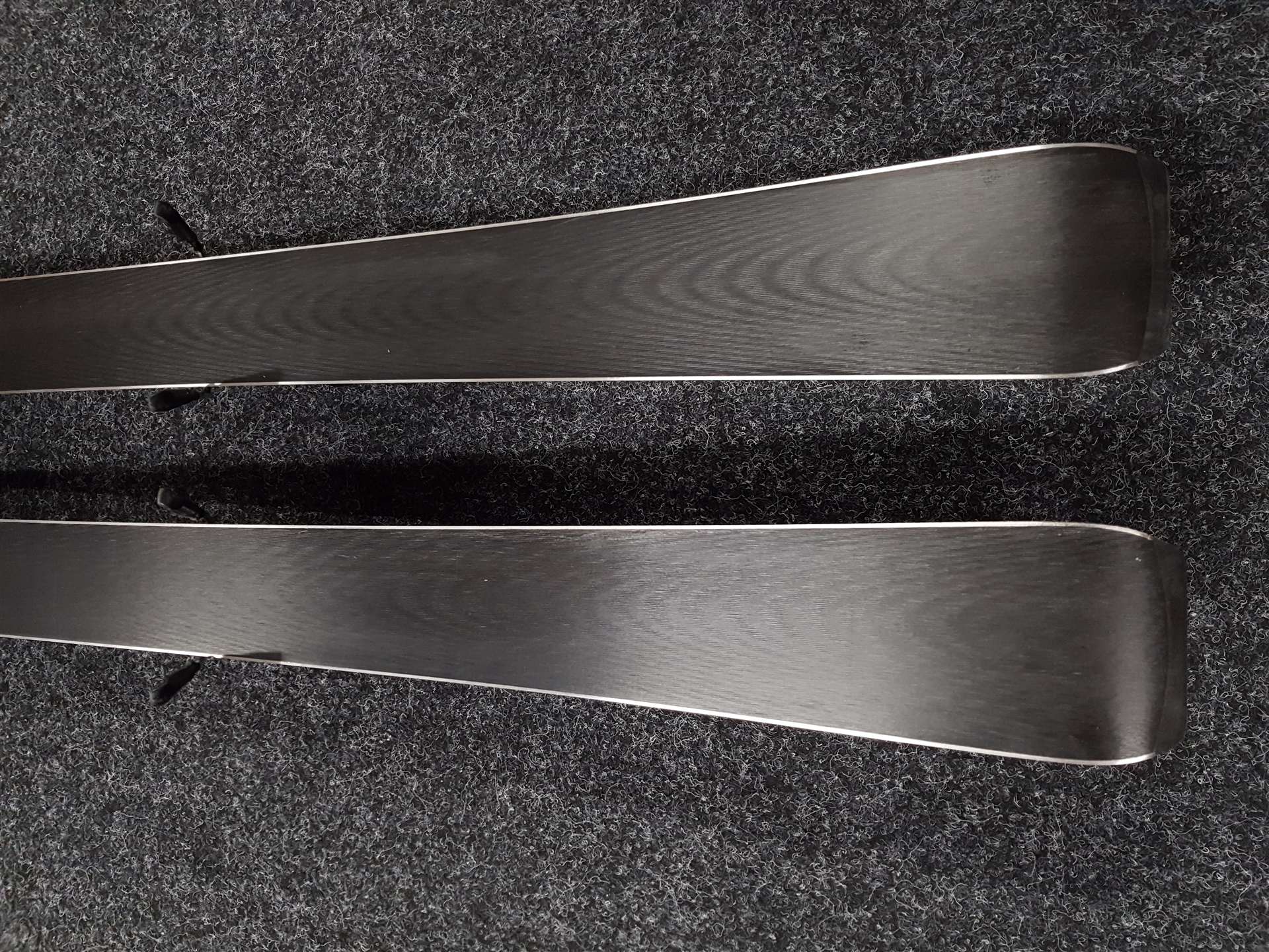 Použité lyže BLIZZARD Quattro 8.0 Ti + viazanie Marker TCX 12