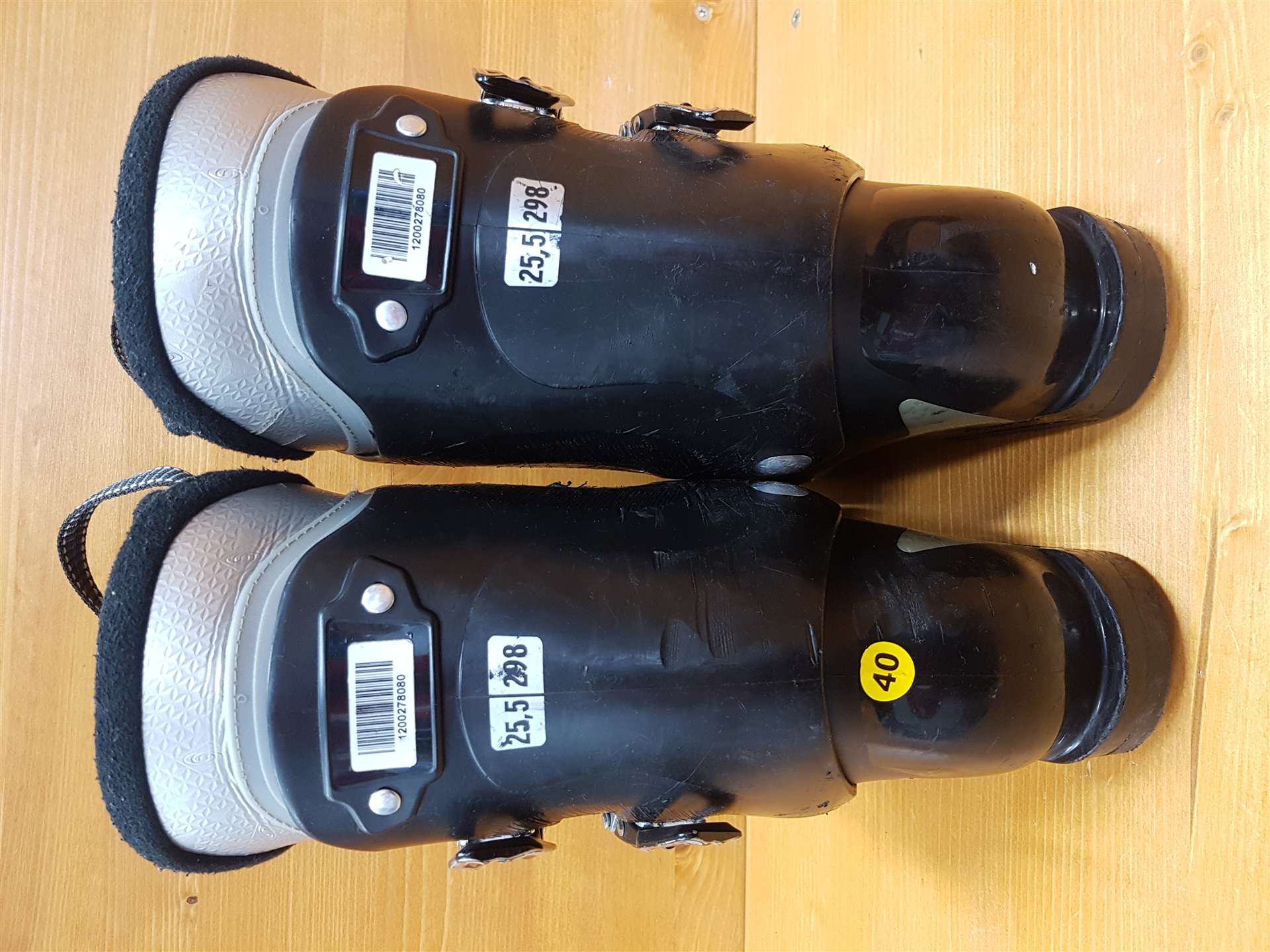 Gebrauchte Skischuhe SALOMON Mission 550