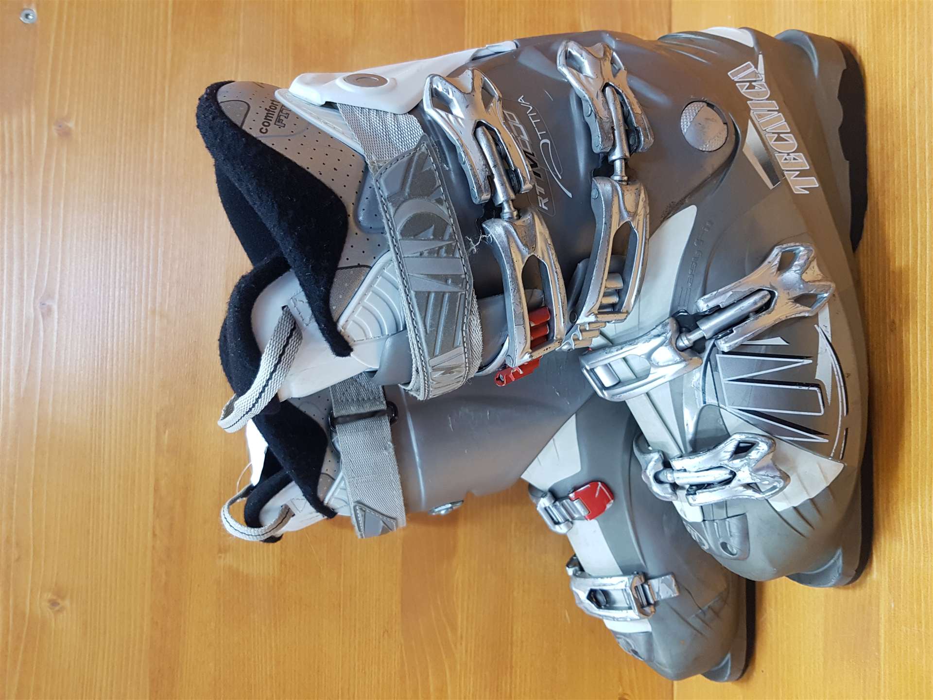 Gebrauchte Skischuhe TECNICA RT Mojo