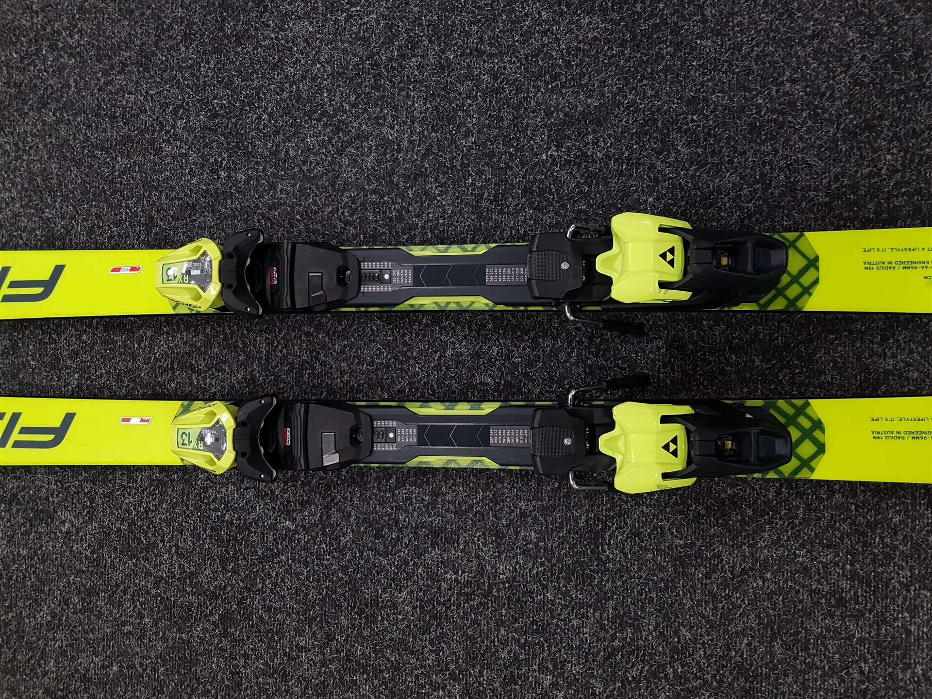 Esquís económicos Fischer RC4 CTX