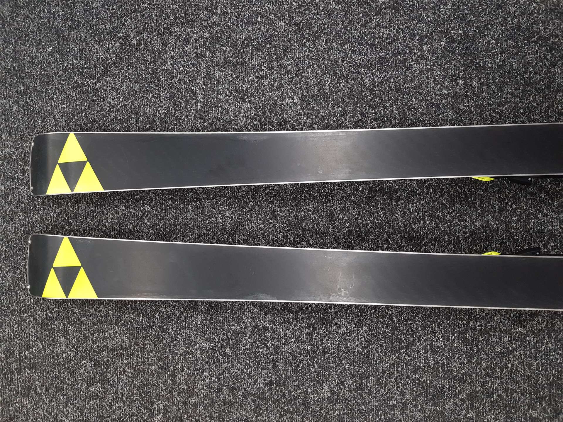 Esquís económicos Fischer RC4 CTX