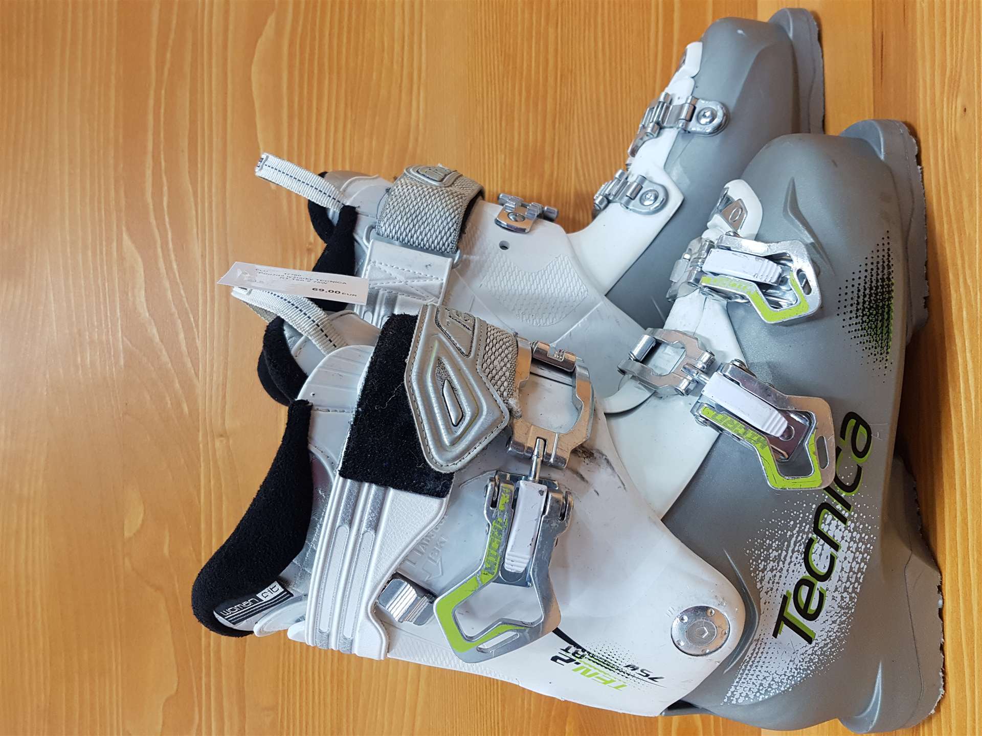 Použité lyžiarky TECNICA RT Ten.2 75W