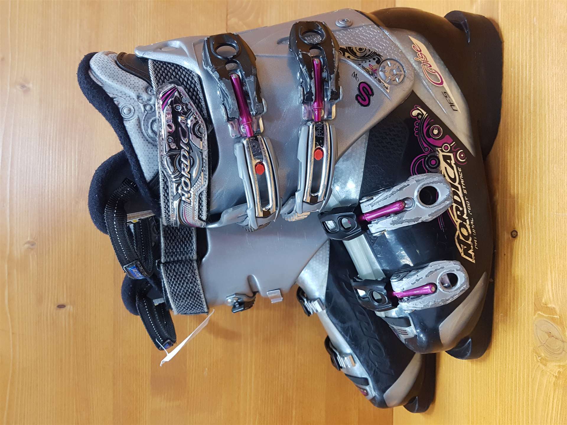 Použité lyžařky NORDICA Cruise SW 75