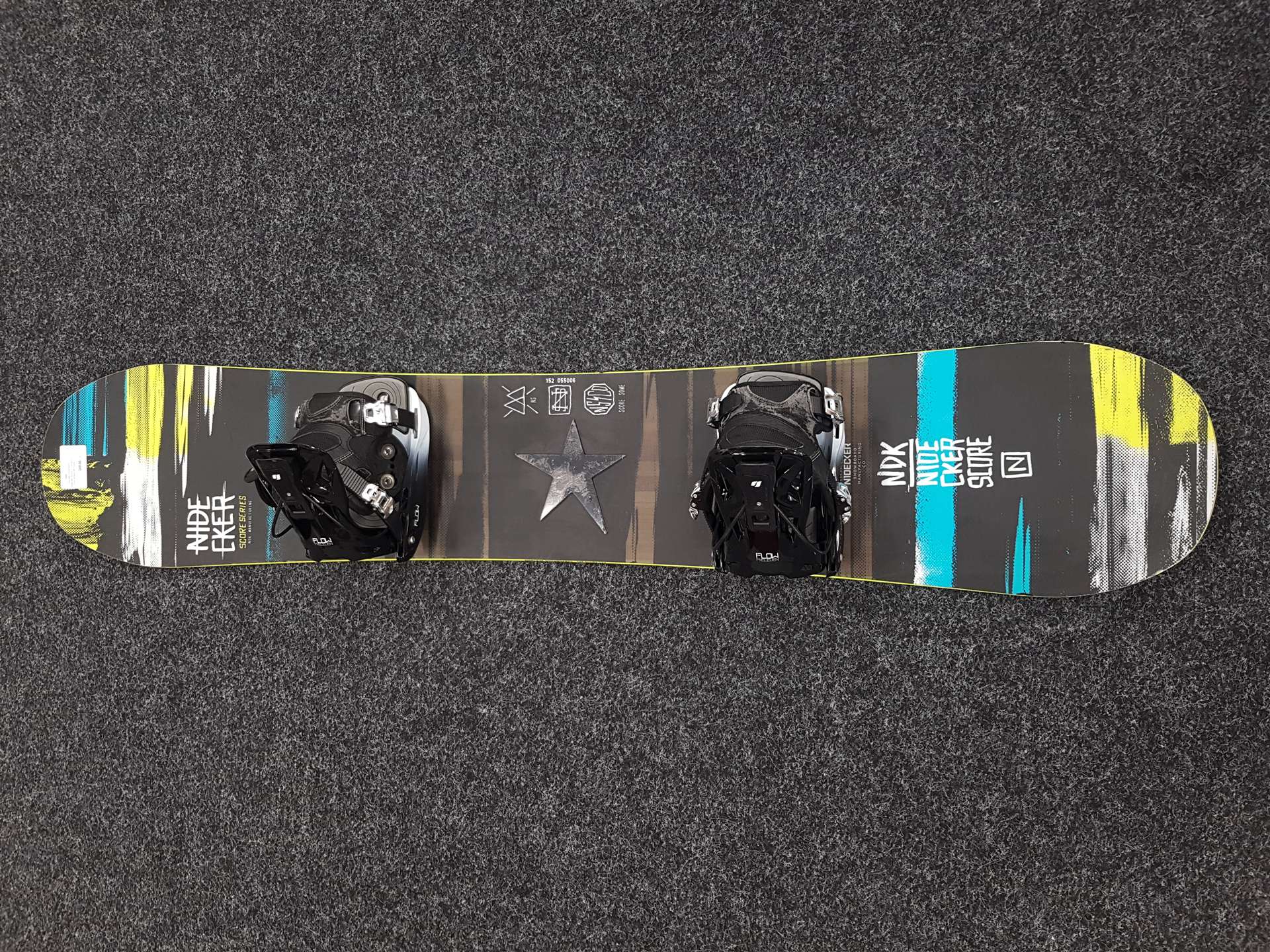 Použitý snowboard Nidecker Score  + viazanie Flow veľkosť M (Fastec)