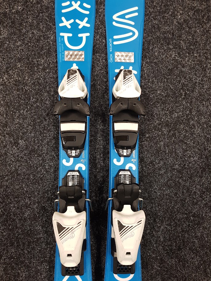 Použité dětské lyže SPORTEN XOXO + vázání Tyrolia 4,5