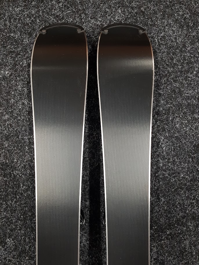 Použité dětské lyže SPORTEN XOXO + vázání Tyrolia 4,5