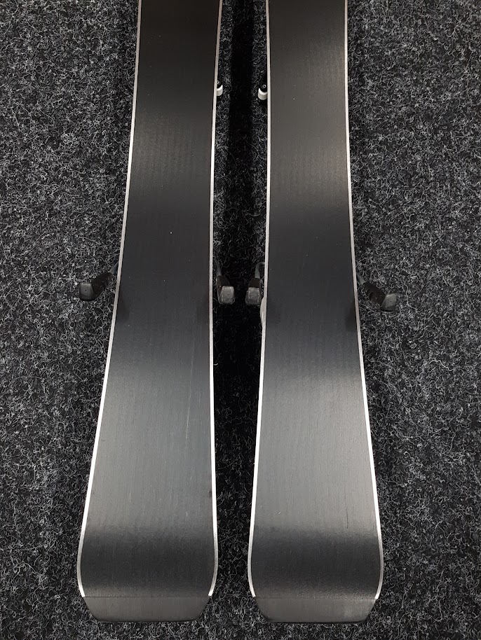 Použité dětské lyže SPORTEN XOXO + vázání Tyrolia 4,5