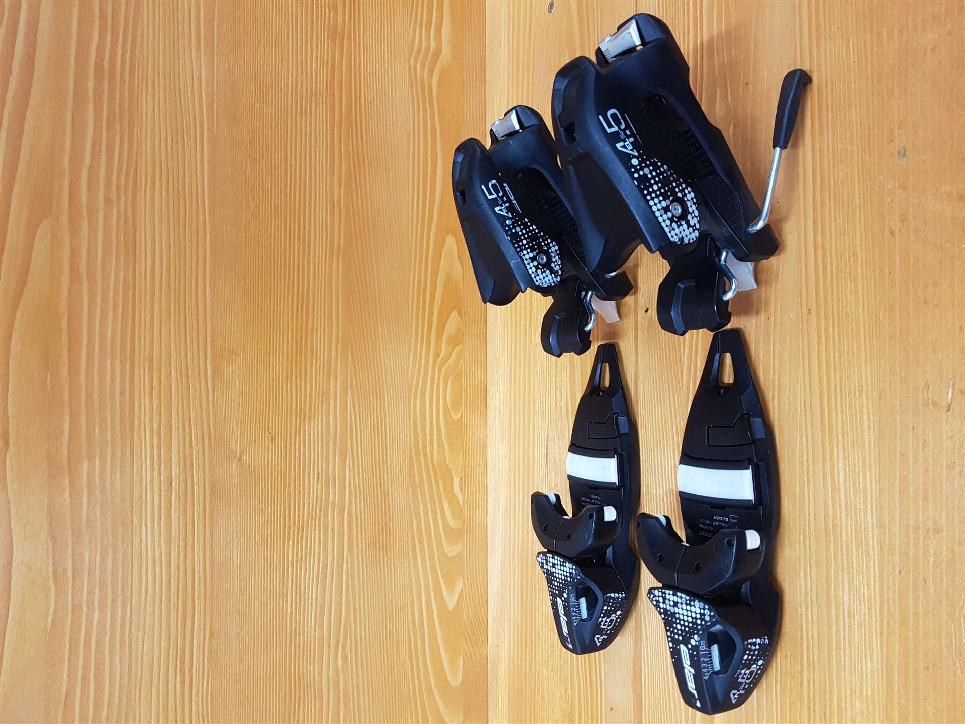 Použité viazanie Elan 4.5 (DIN 4,5)