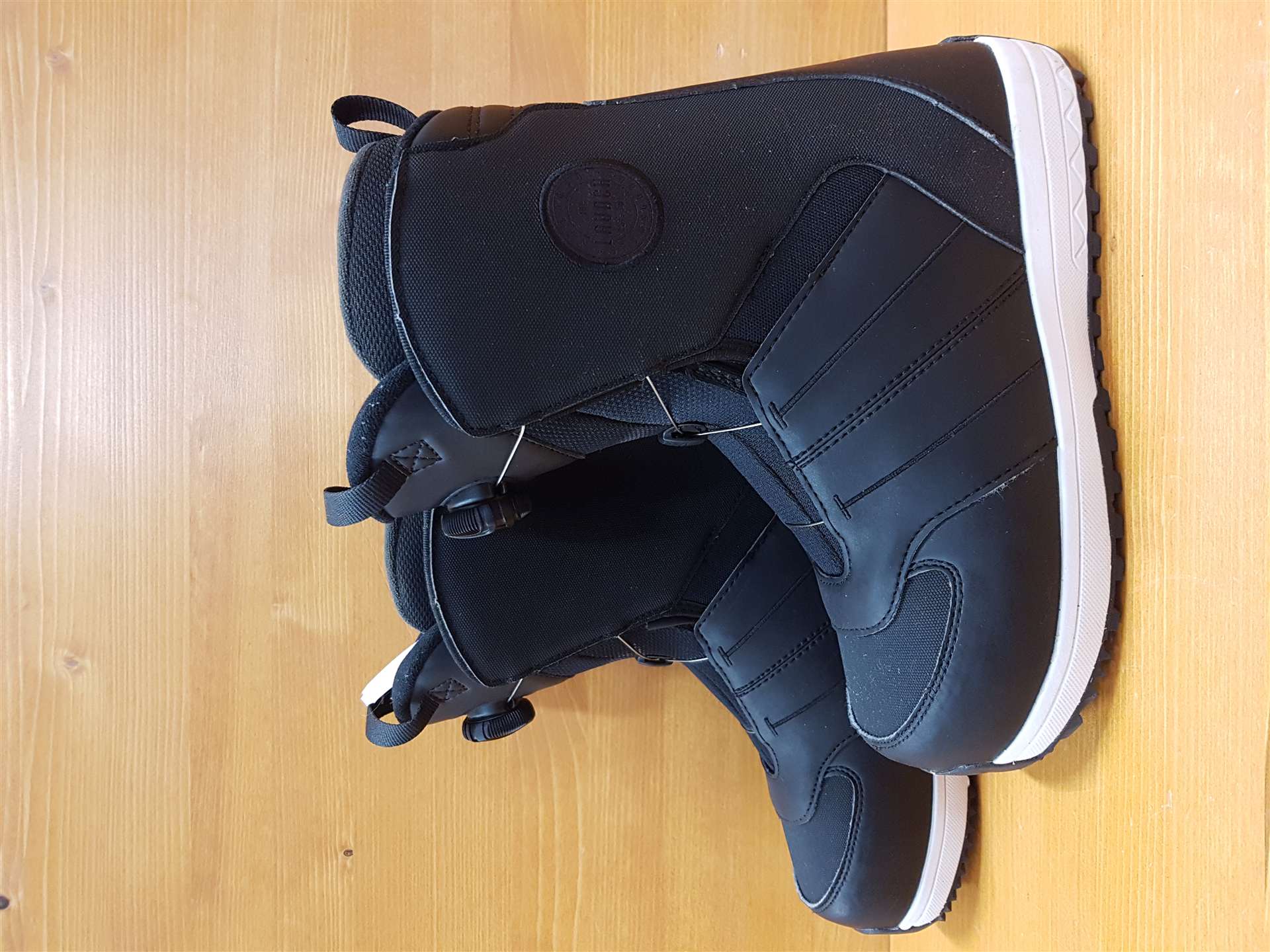 Použité snowboardové topánky SALOMON Launch