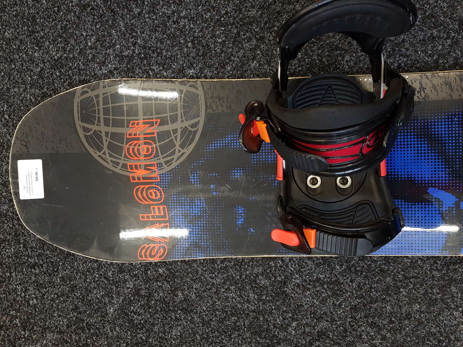 Použitý snowboard SALOMON Sleep Walker + vázání Lamar velikost L