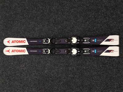 Esquís ATOMIC Performer XT usados + fijaciones Atomic Lithium 10