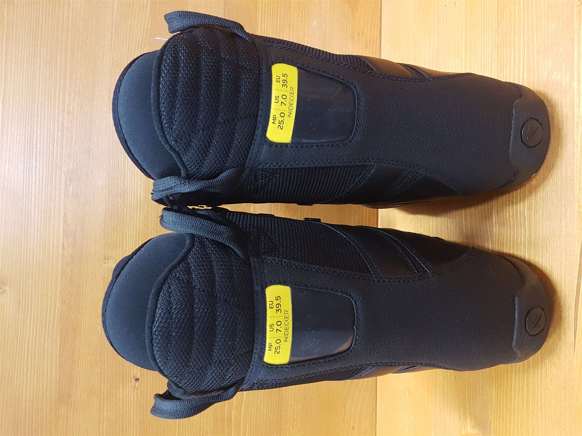 Cizme de snowboard NIEDECKER second hand