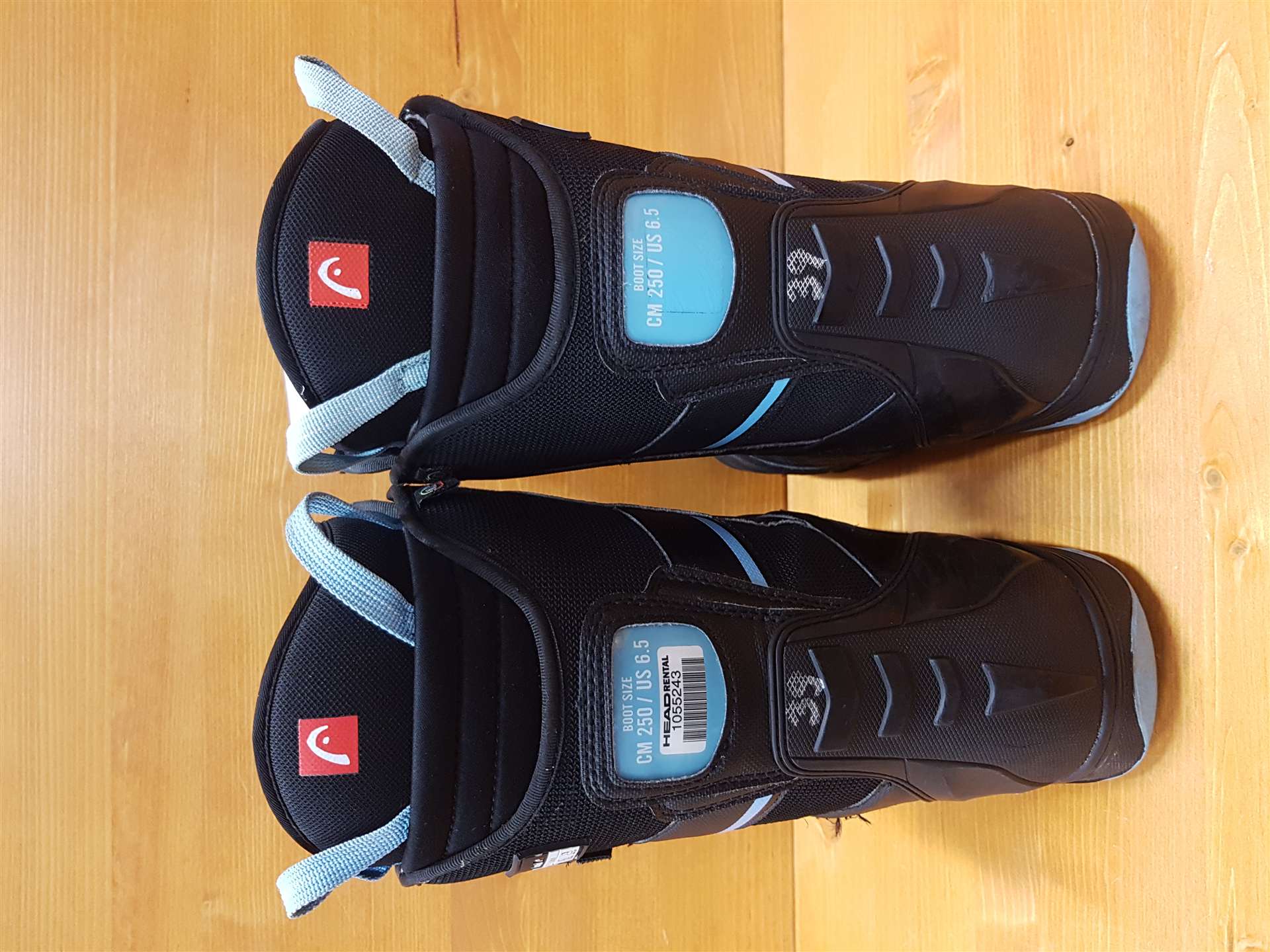 Ghete de snowboard HEAD 4D Boa folosite
