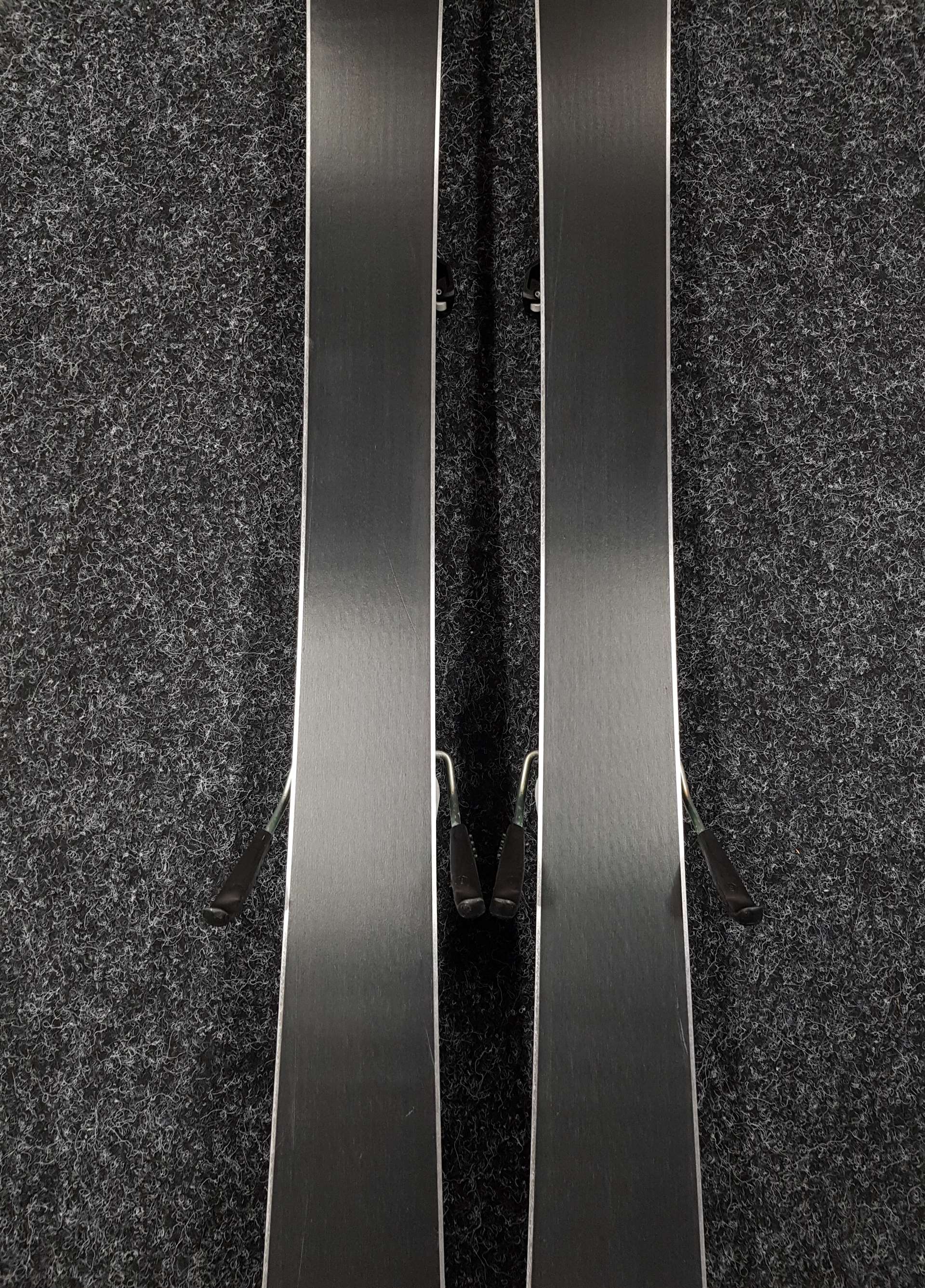 Sci da sci per bambini usati ARTIS Talent 130 + attacchi Tyrolia SLR 7.5