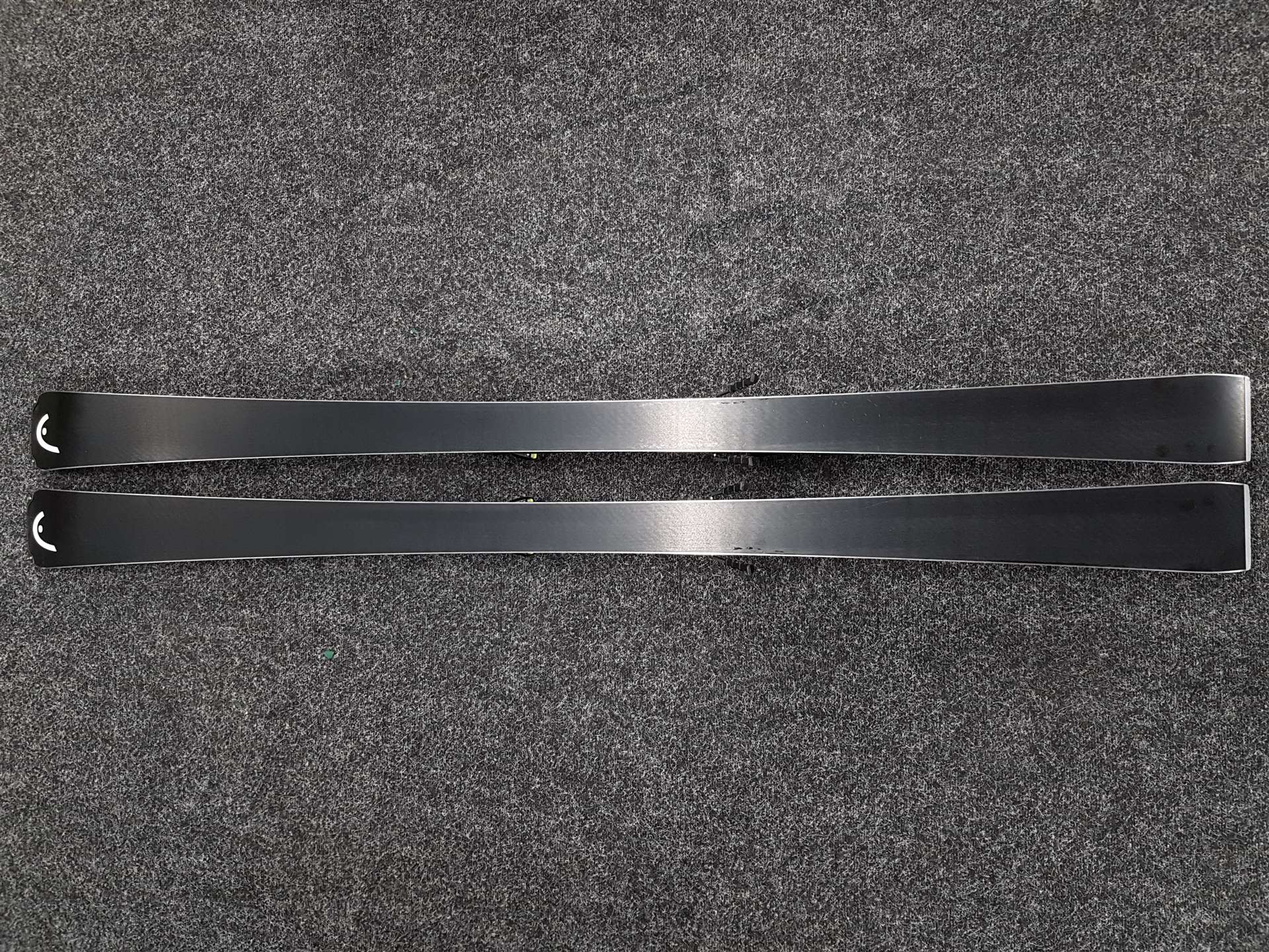 Gebrauchte HEAD Supershape e-SPEED Ski