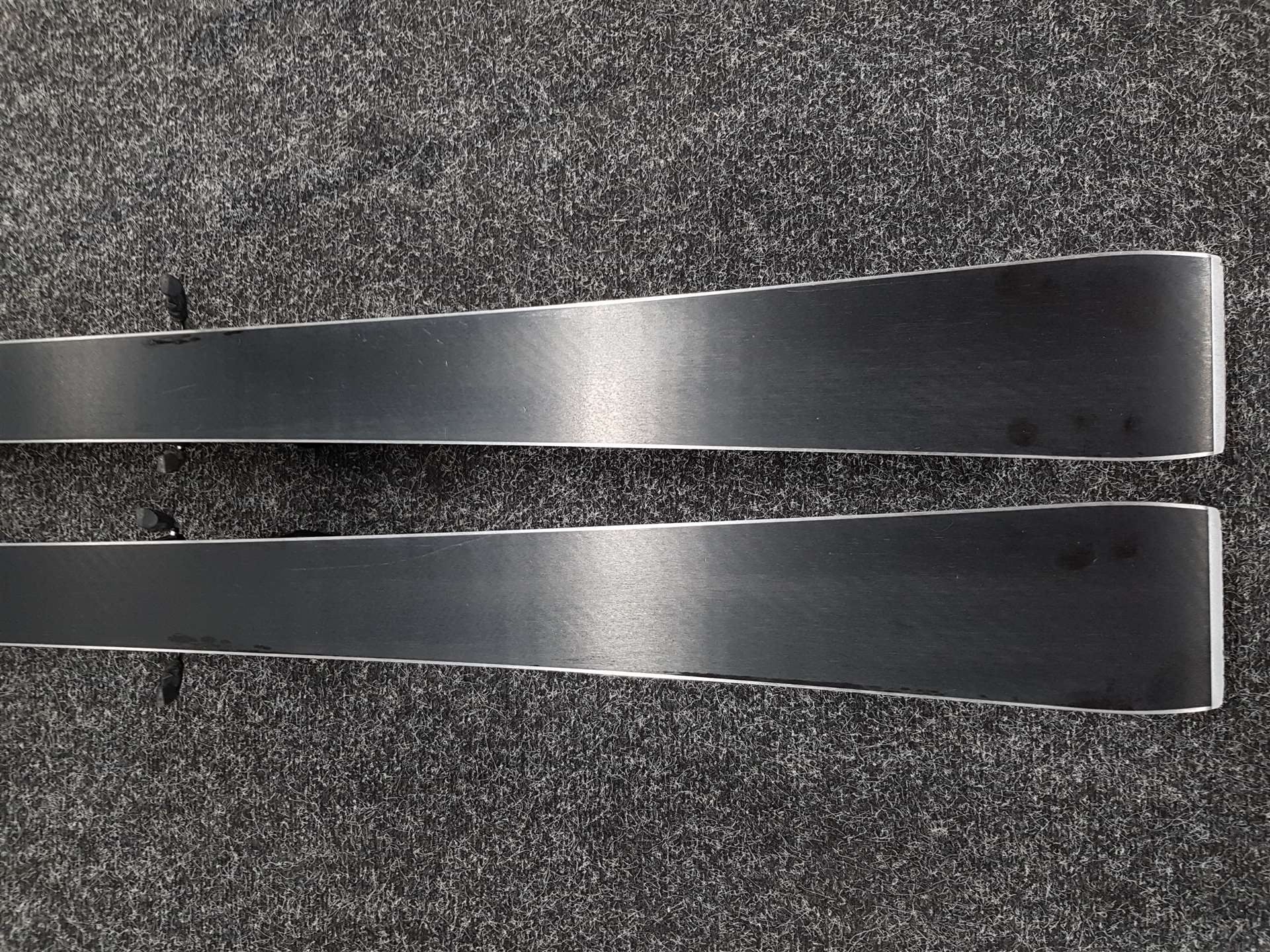 Gebrauchte HEAD Supershape e-SPEED Ski