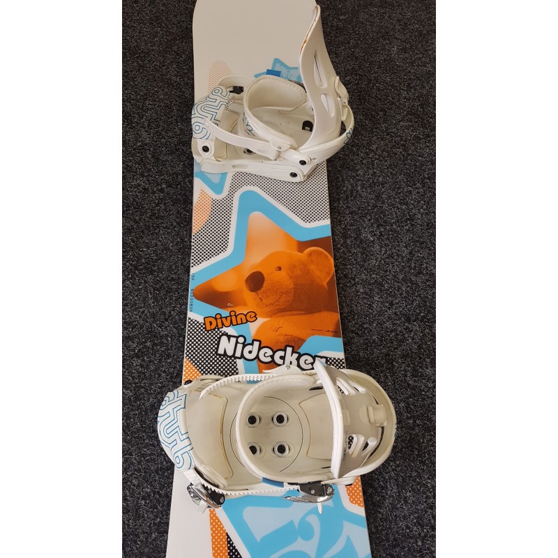 Bazárový snowboard NIDECKER Divine + boty Northwave