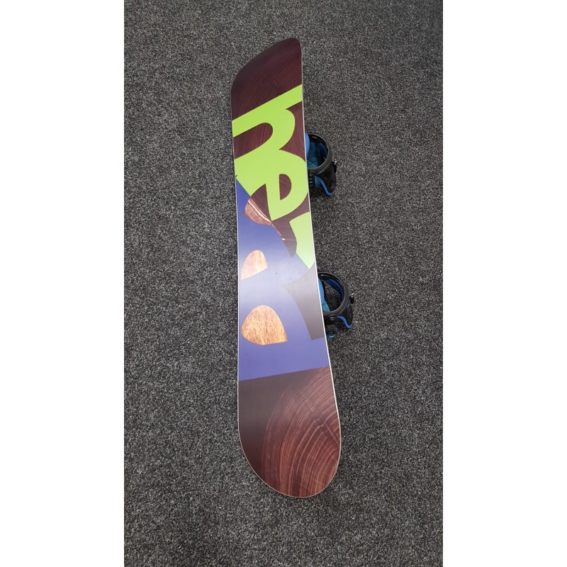 Nový snowboard HEAD Rowdy Jr 138