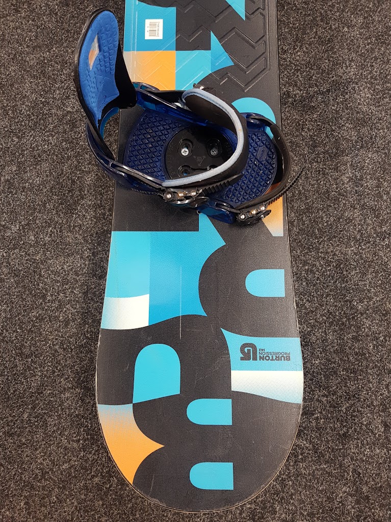 Bazarový snowboard BURTON Progression Black-blue + vázání Burton S/M