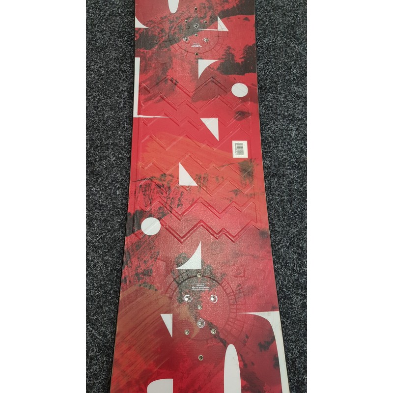 Gerittenes Snowboard BURTON Progression Red 156W