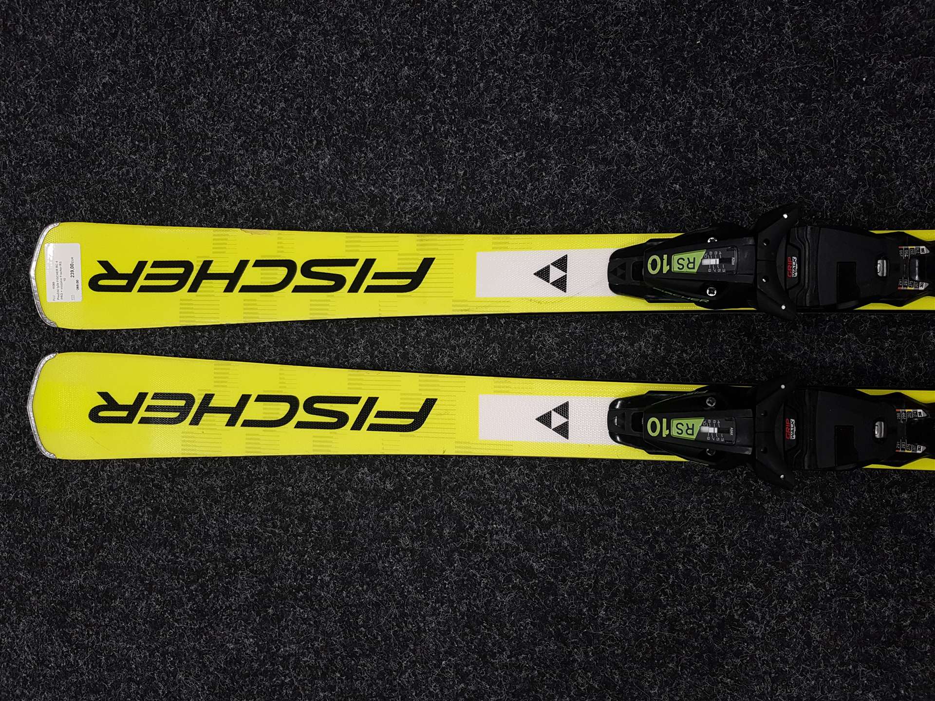 Použité lyže FISCHER RC 4 PRO + vázání Fischer RS 10