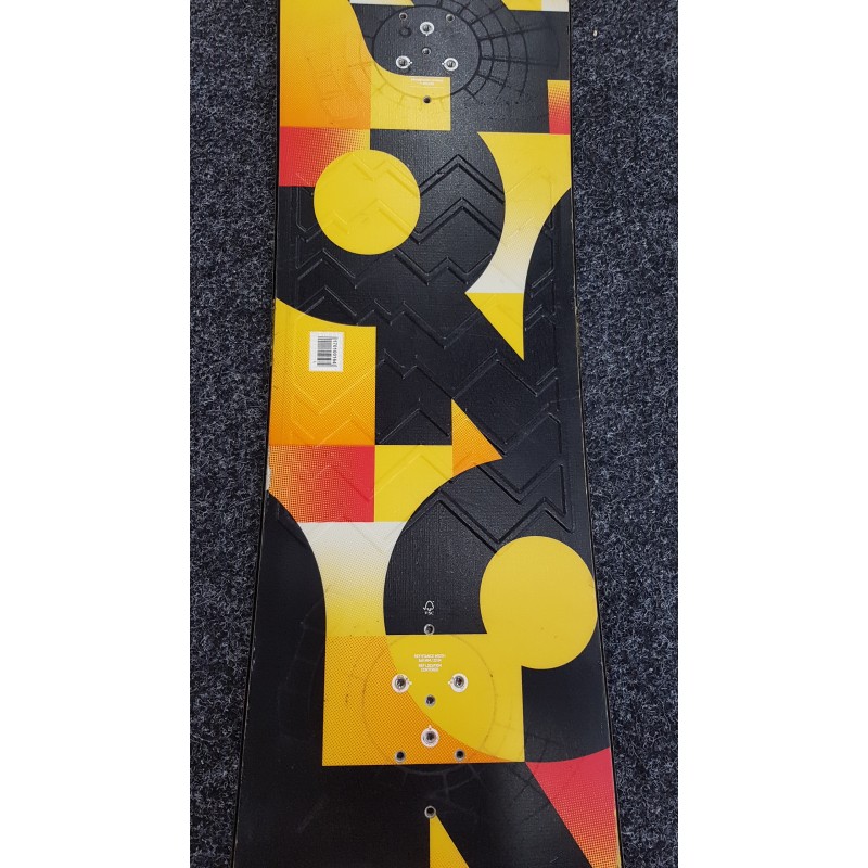 Ujeżdżany snowboard BURTON Progression Czarno-żółty 163W