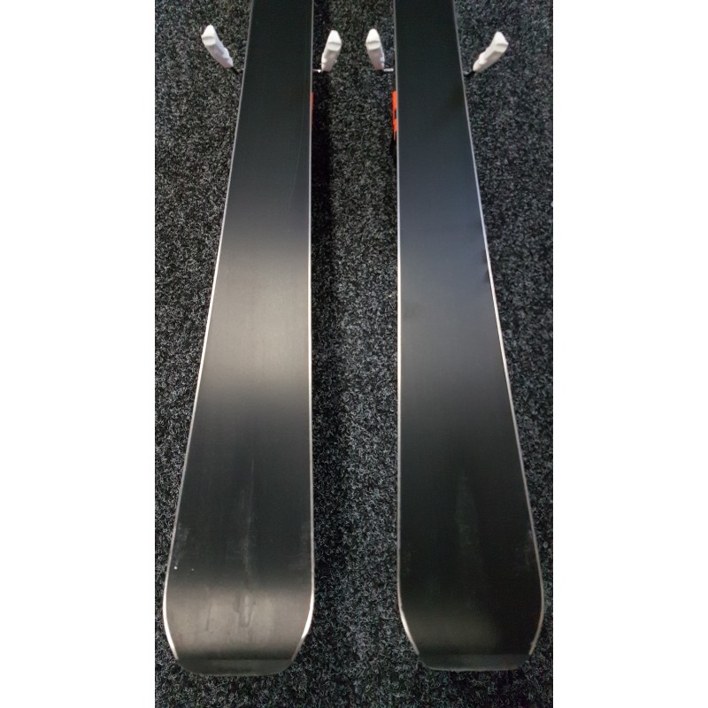Jazdené lyže  ATOMIC Redster XT