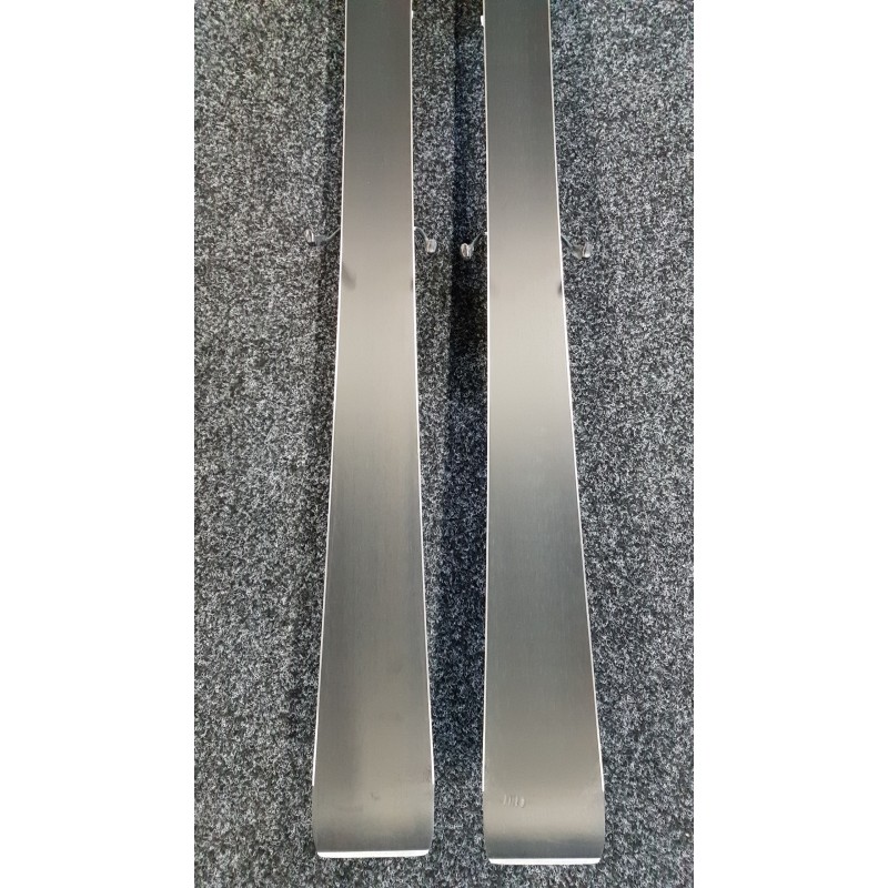 Jazdené lyže  ROSSIGNOL ZENITH SX