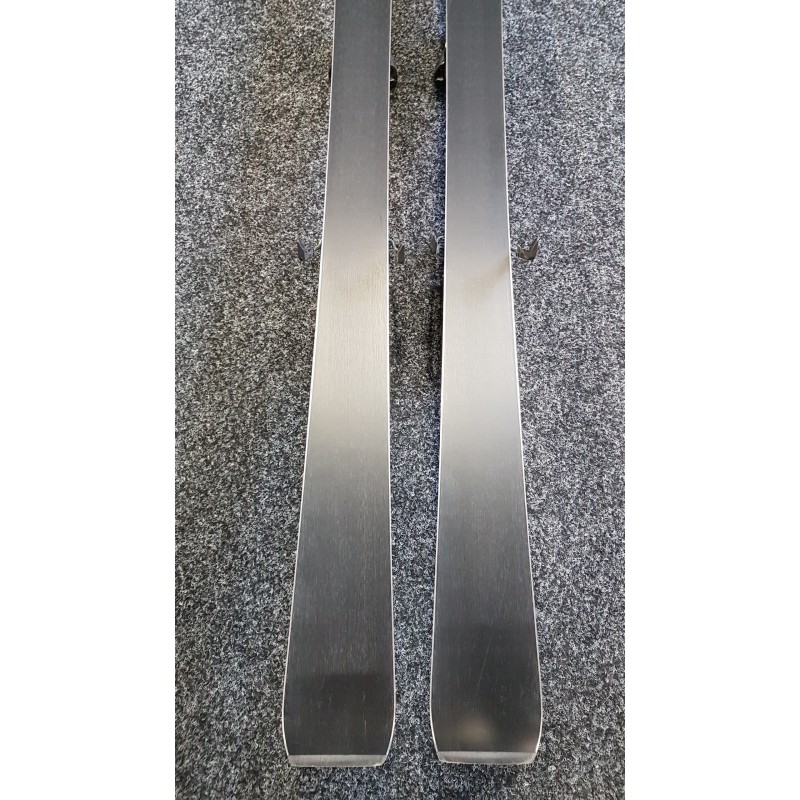 Bazarové lyže ATOMIC REDSTER XT