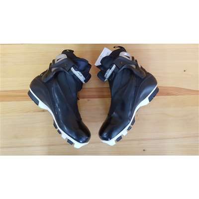 Pantofi de alergare Atomic SNS 23.5